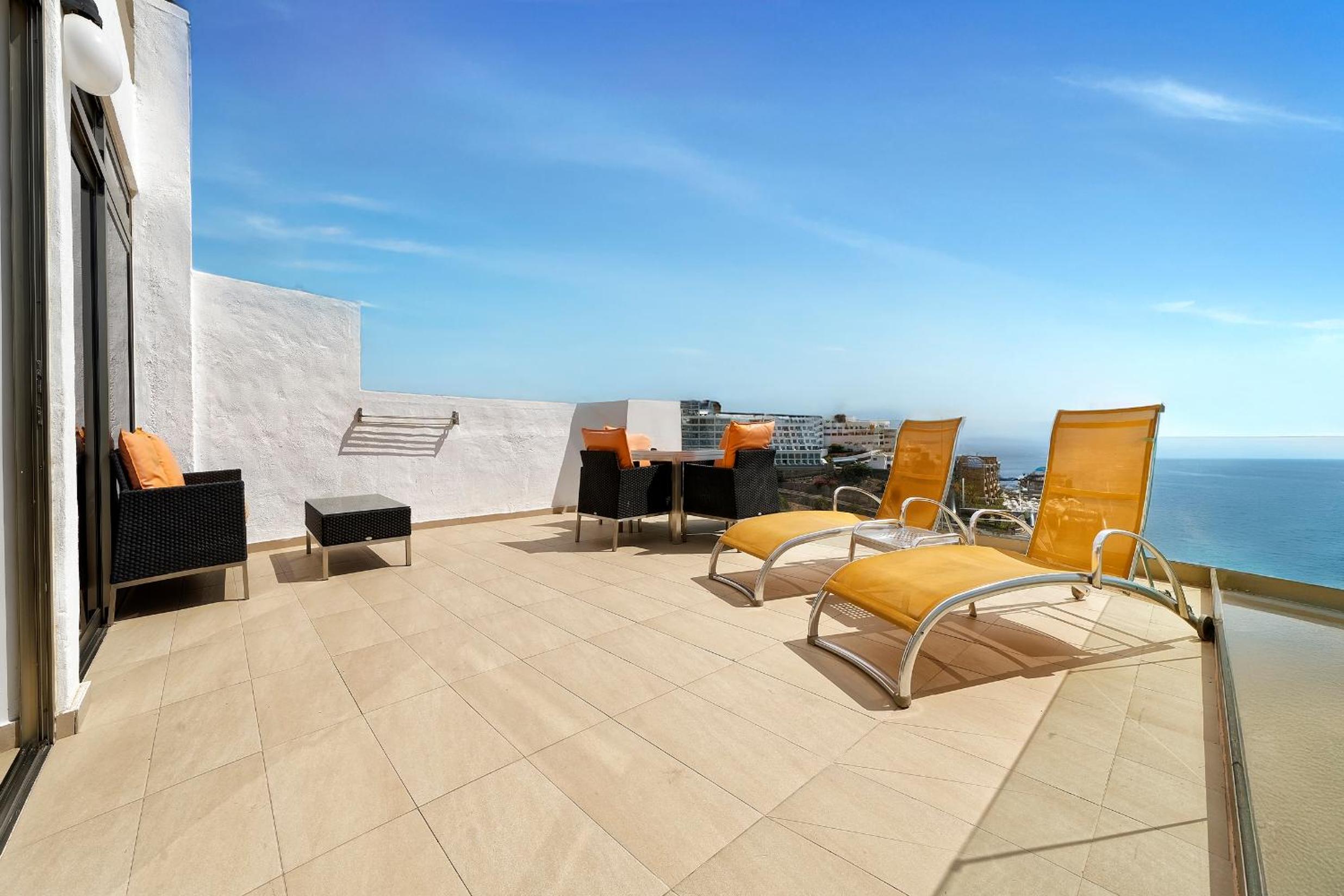 Classic Studio with Balcony and Sea View photo 3
