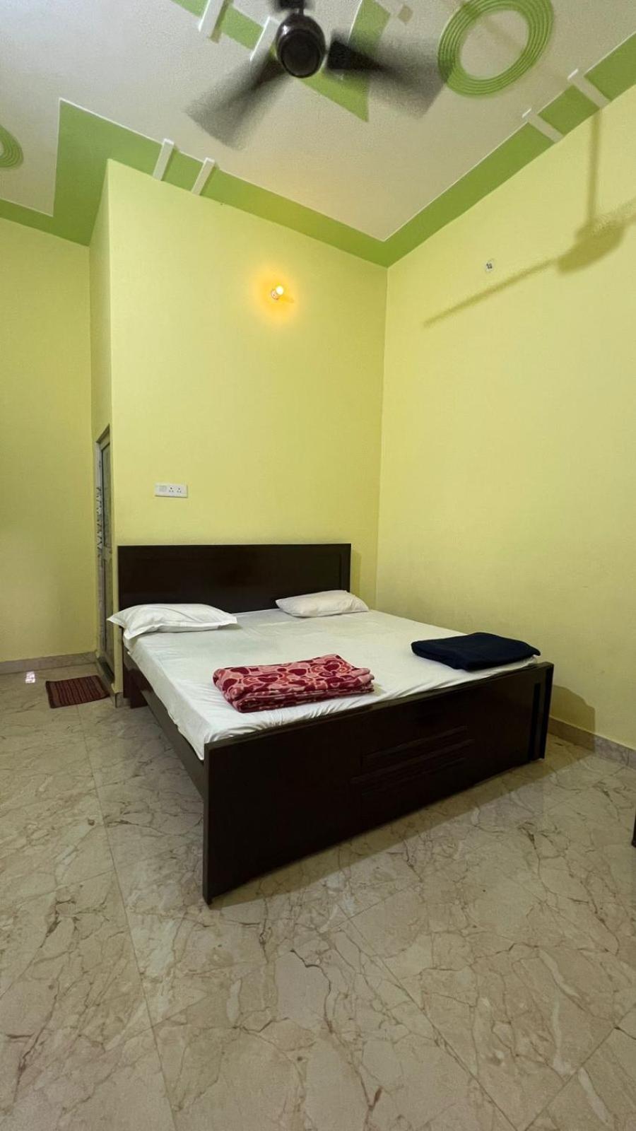 Double Room with Private Bathroom photo 1