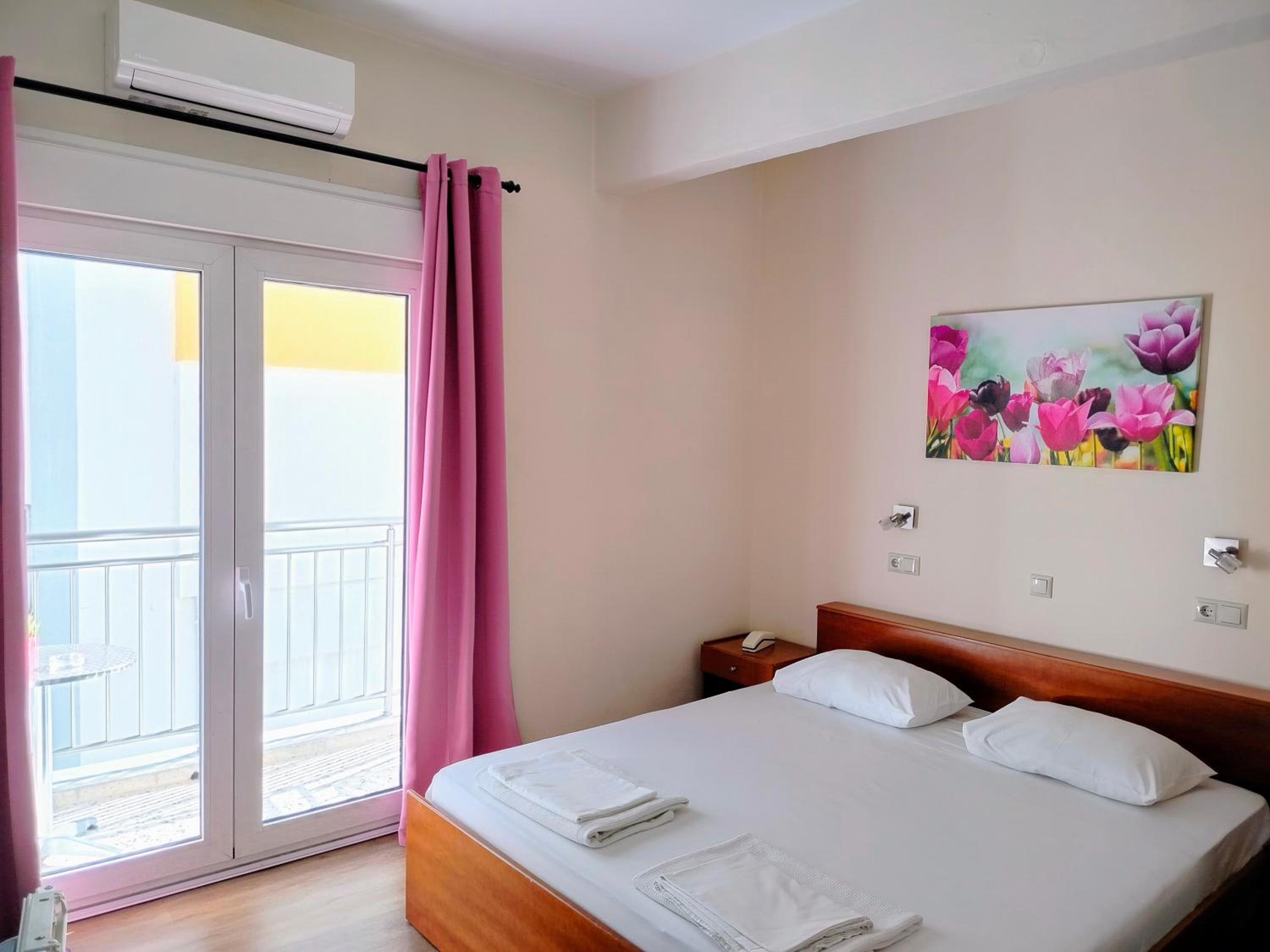 Standard Double Room - Photo 1