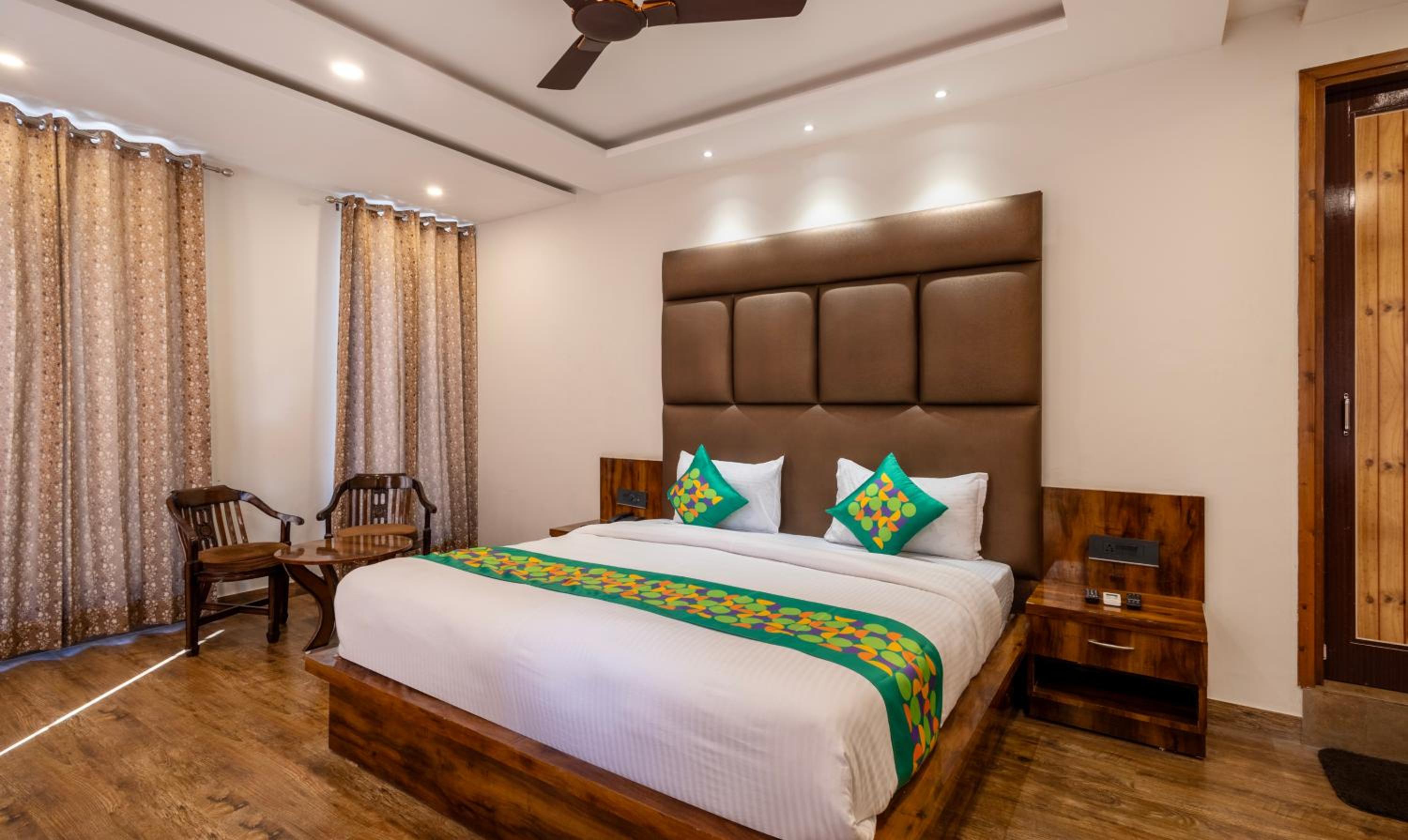 Deluxe Room With Mountain View  photo 2
