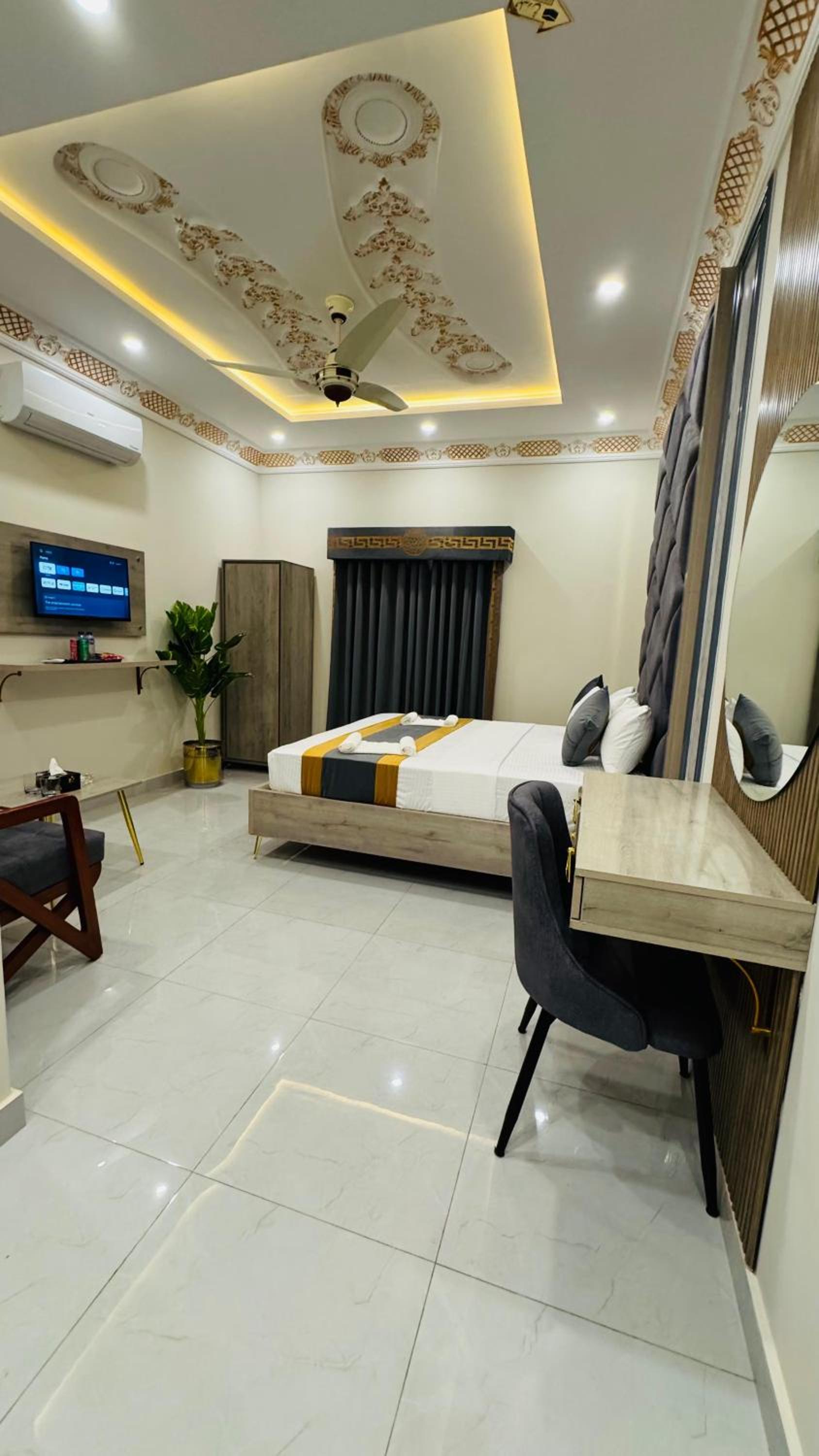 Deluxe Double Room photo 2