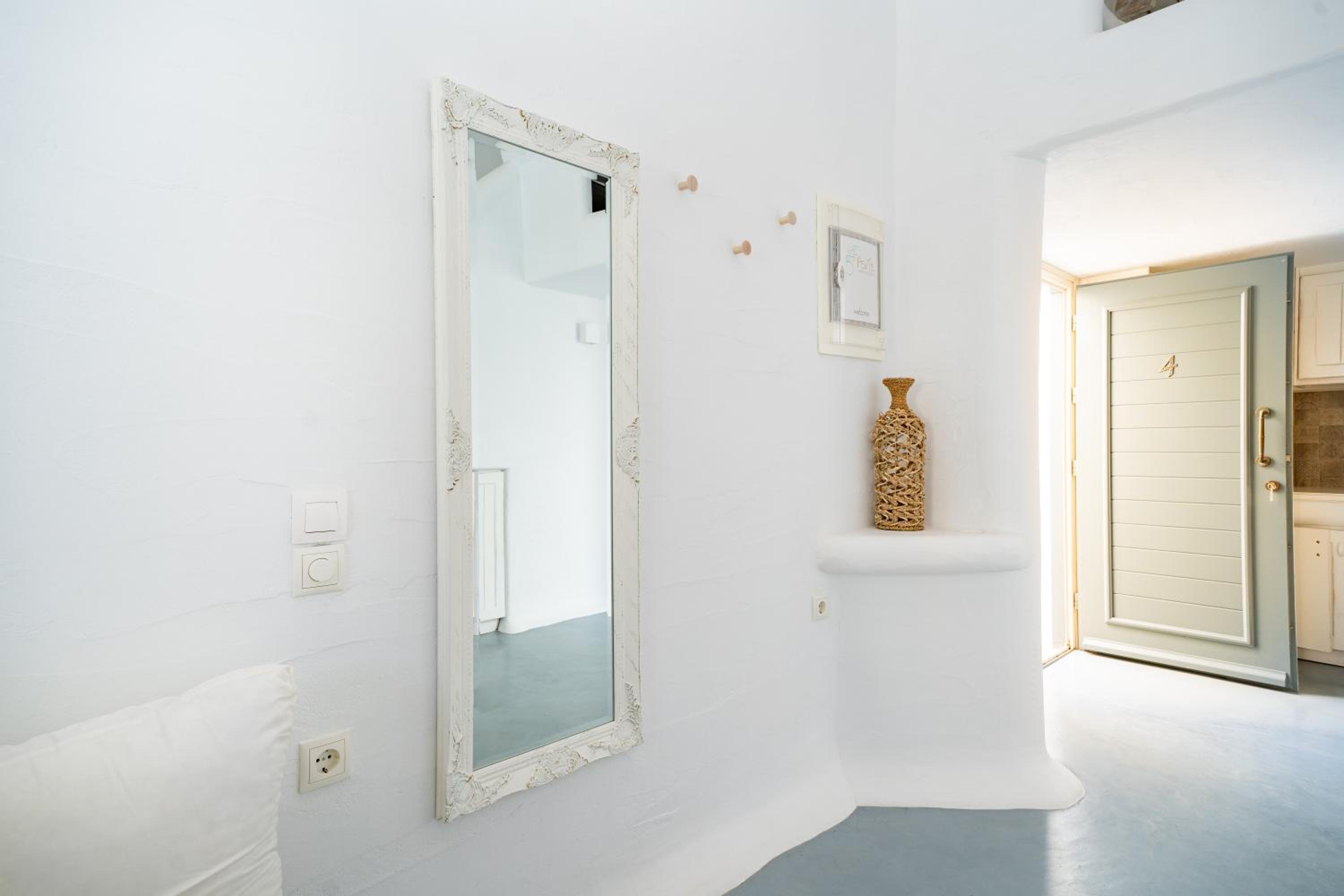 Studio with Balcony
