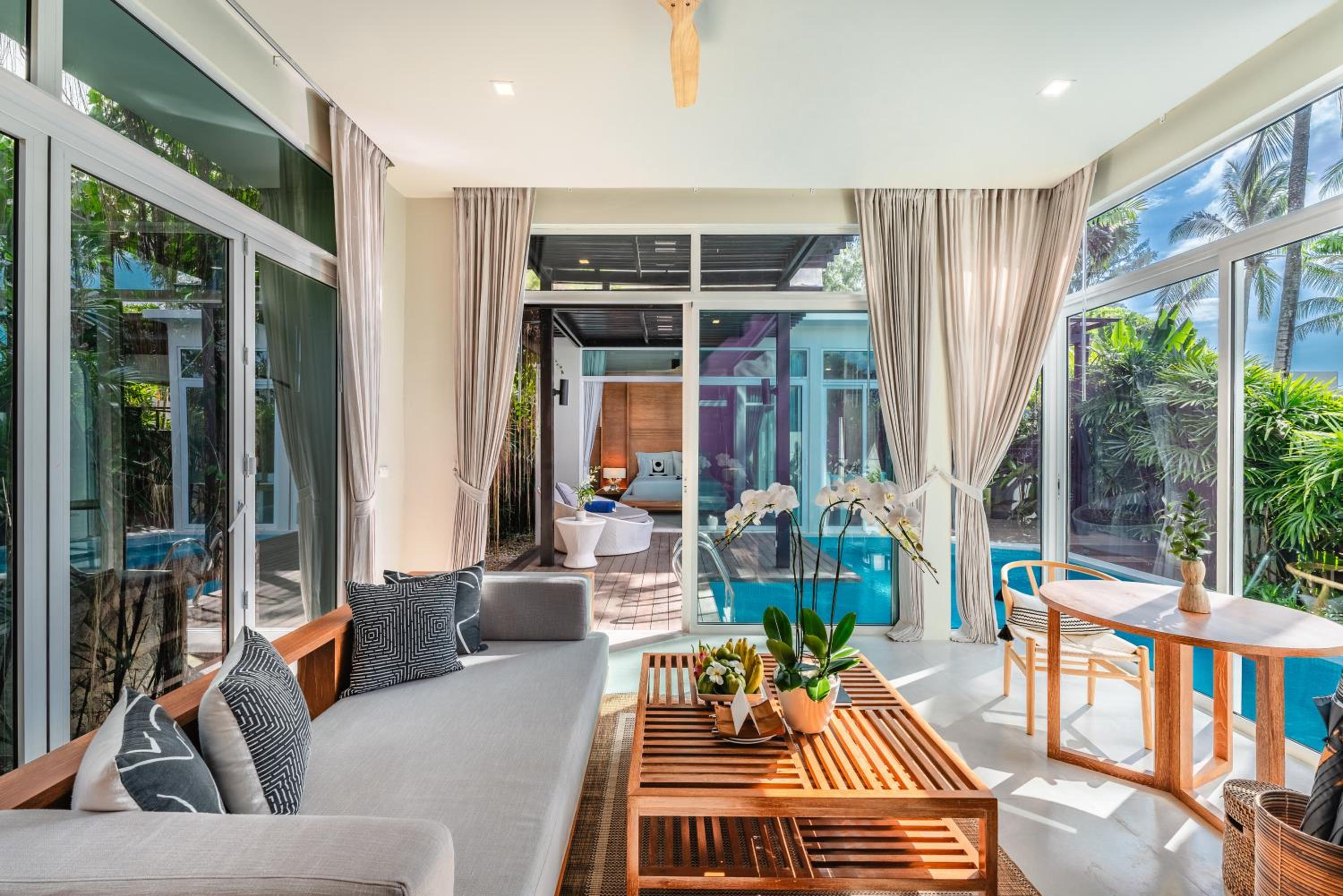 Signature Pool Villa photo 2