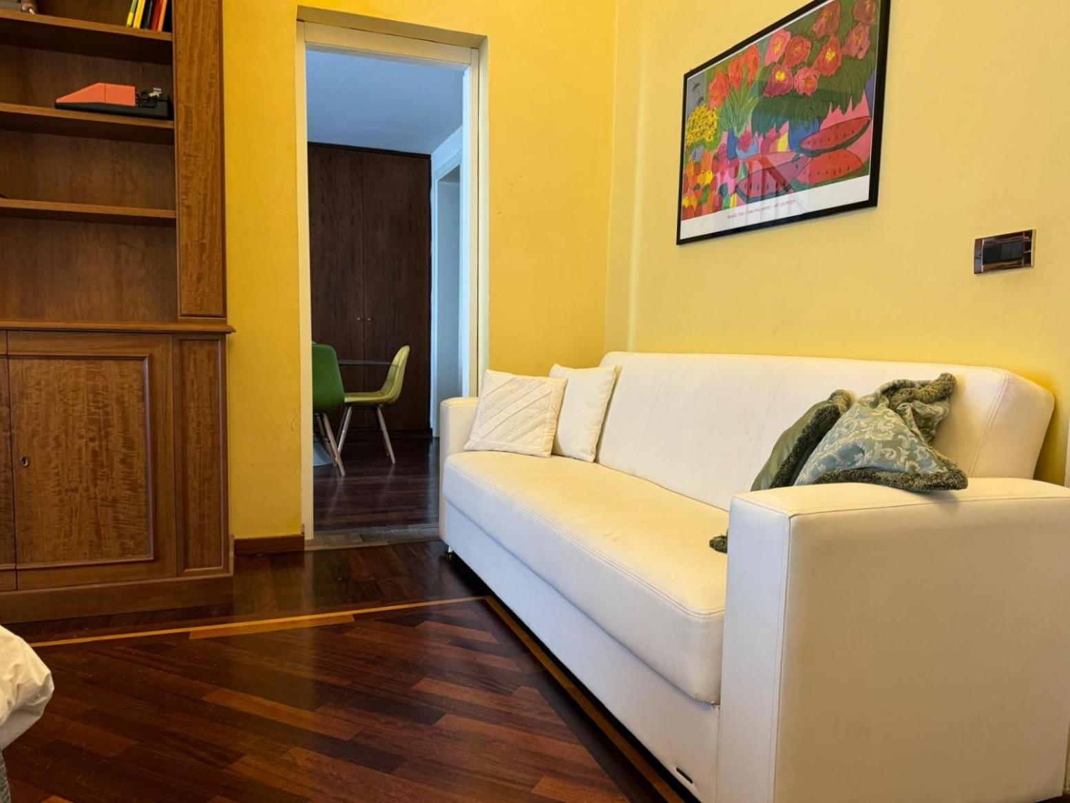 Superior Family Room - Photo 24