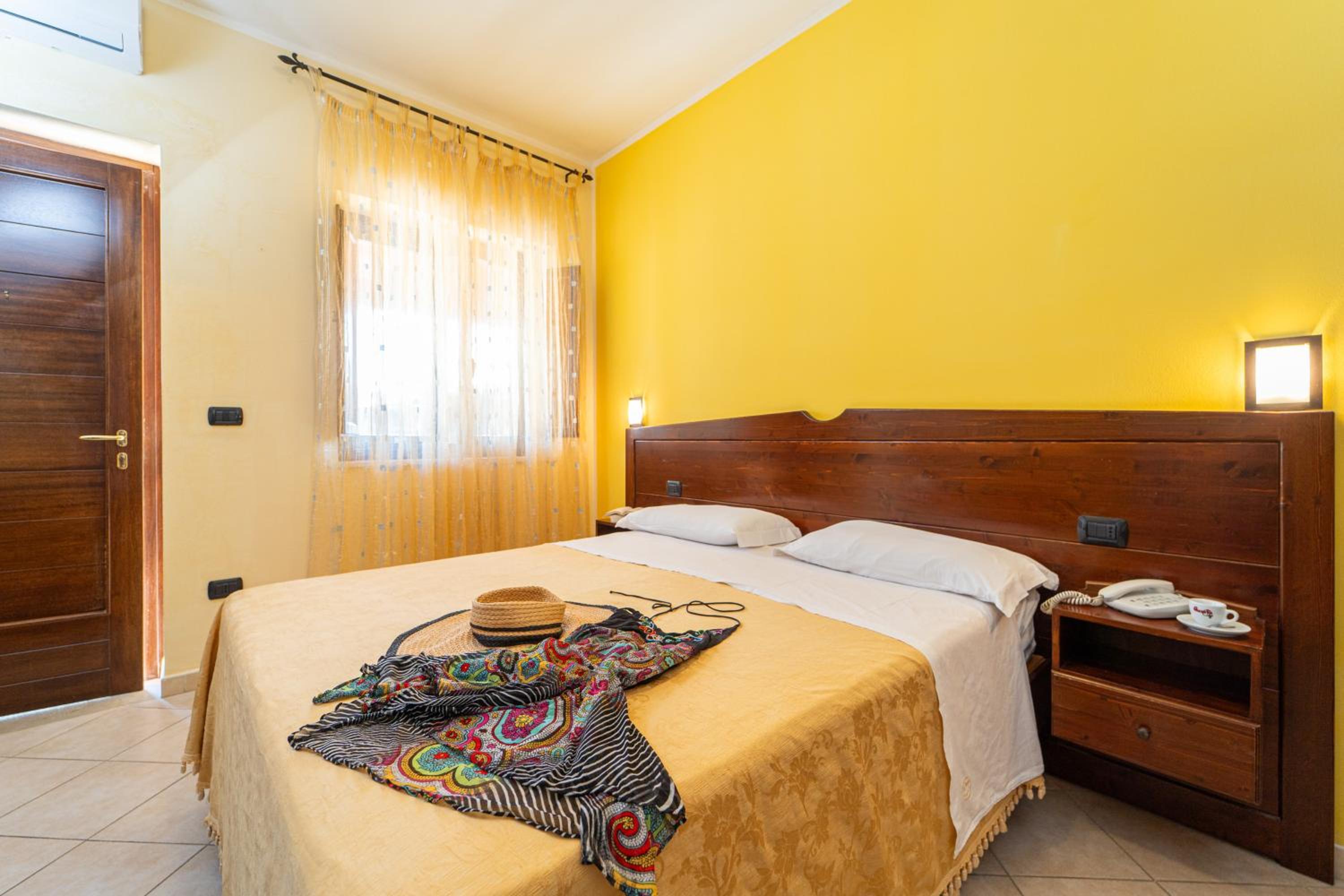 Double or Twin Room - Photo 1