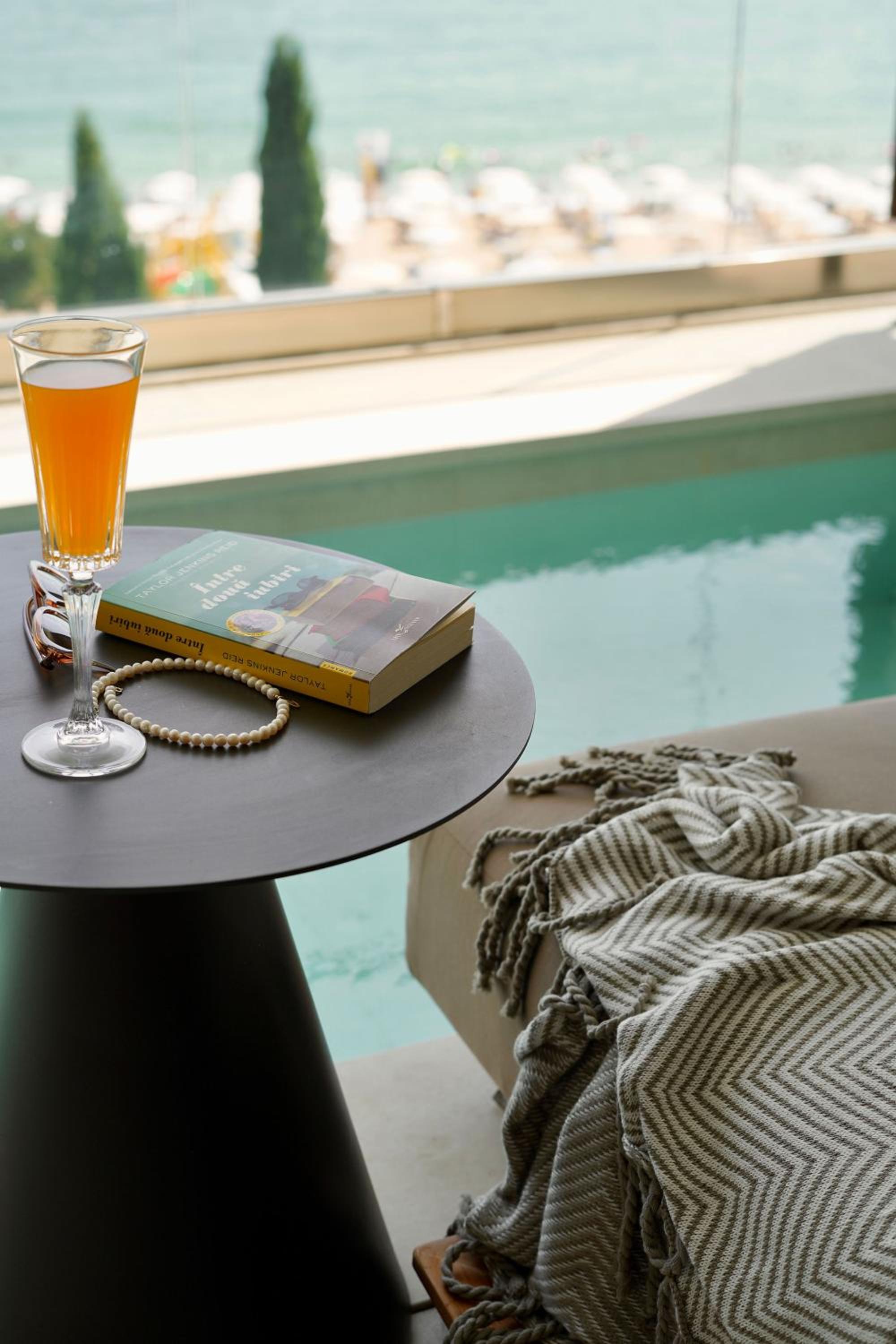 Deluxe SWIM-UP (16+) Suite Sea View  with unlimited access to Calma SPA Center photo 2