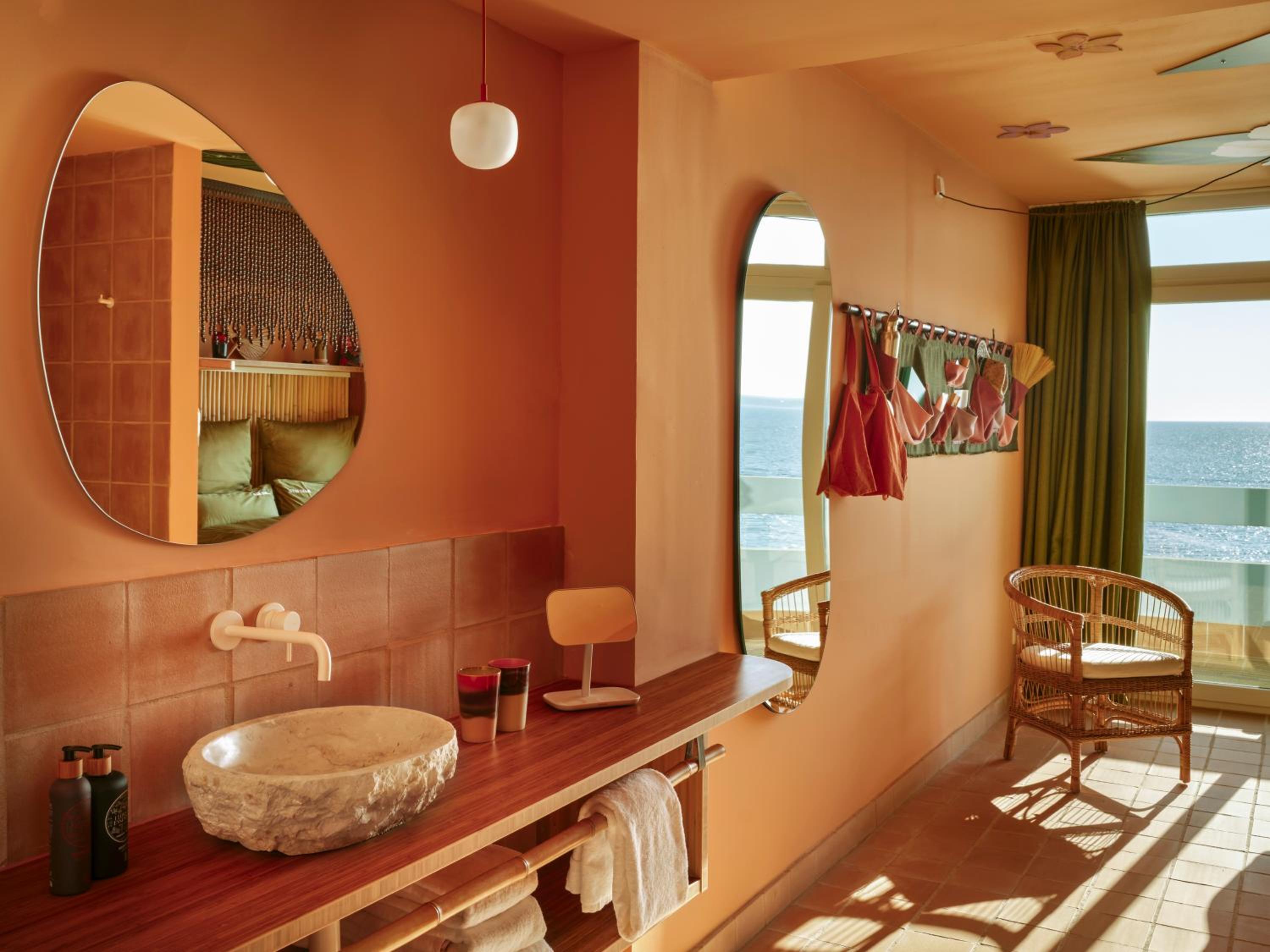 Superior Double Room with Balcony and Sea View photo 3