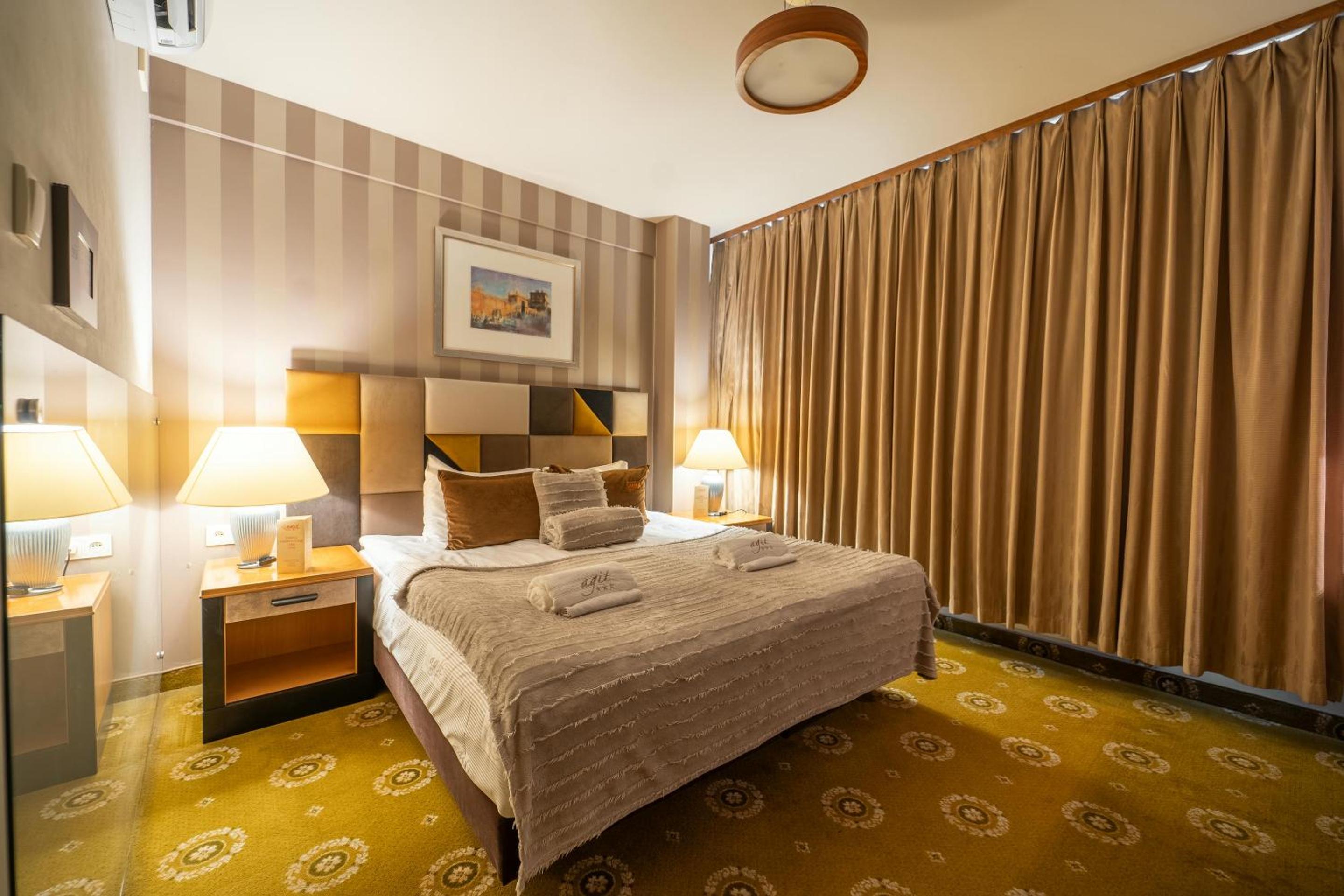 Double or Twin Room photo 1