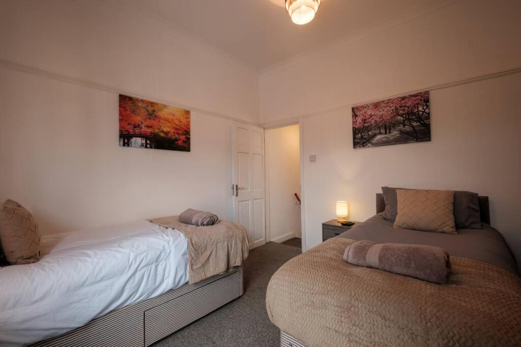 Two-Bedroom House photo 2
