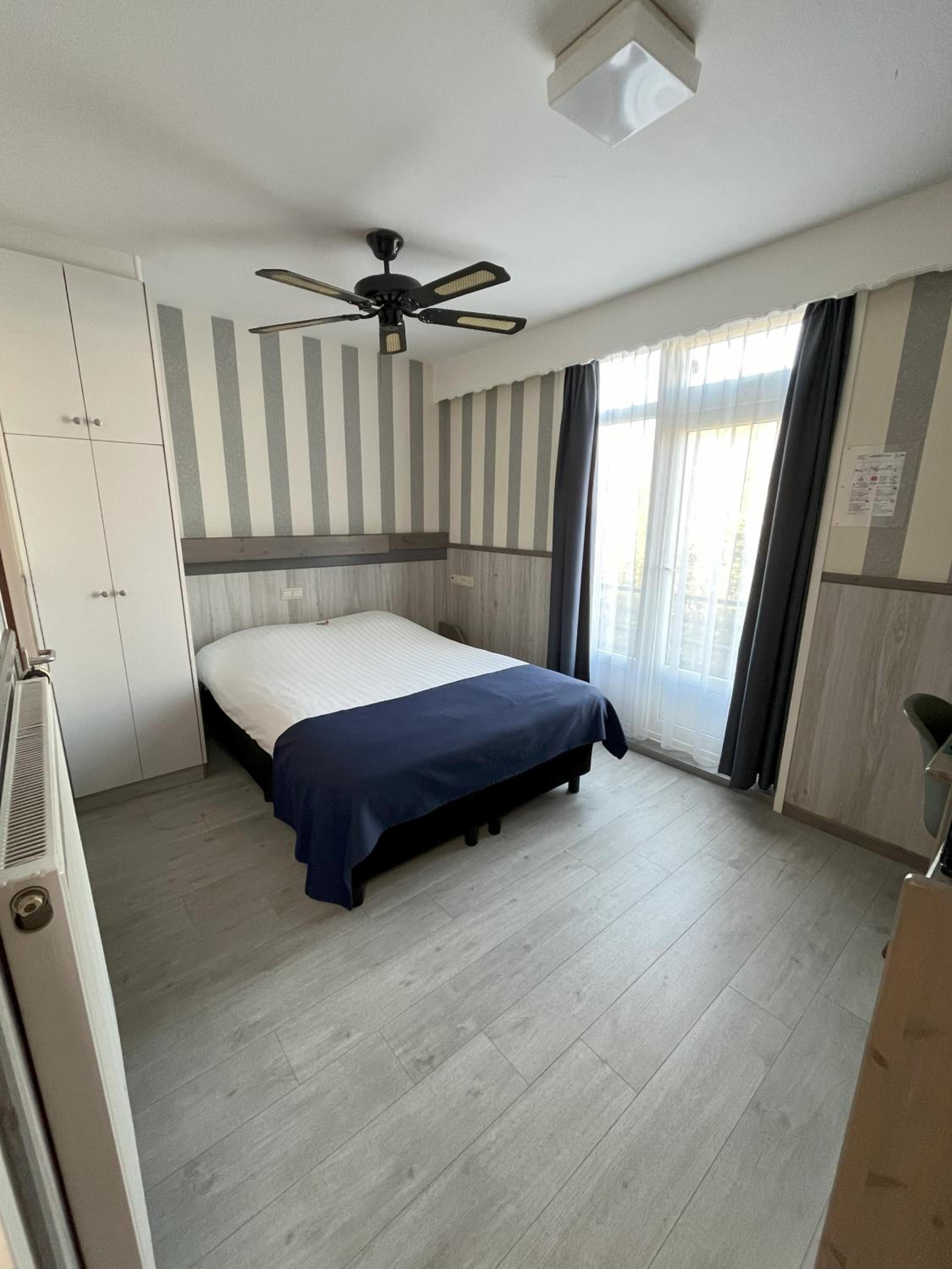 Standard Double Room - Photo 3