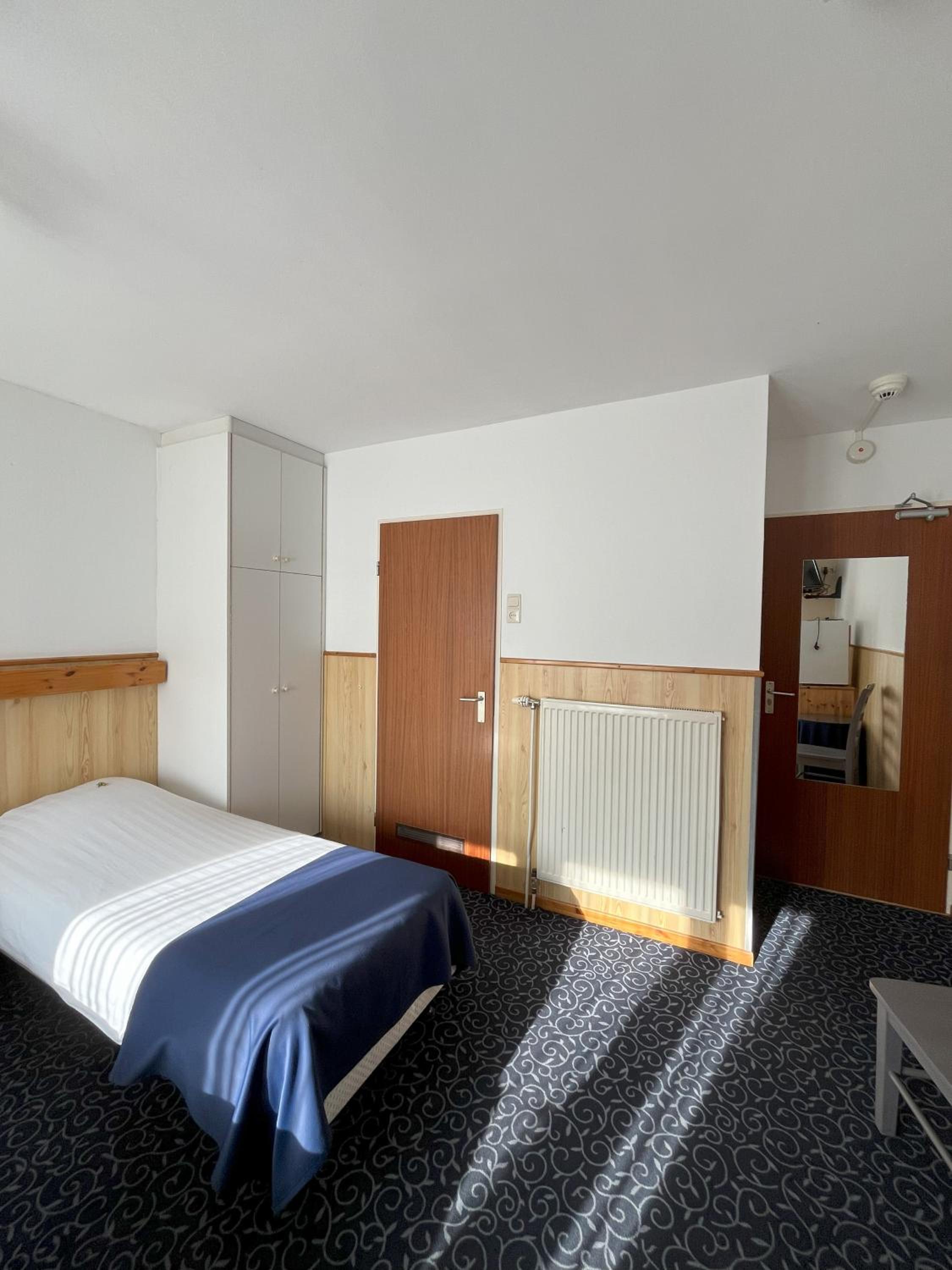 Budget Single Room