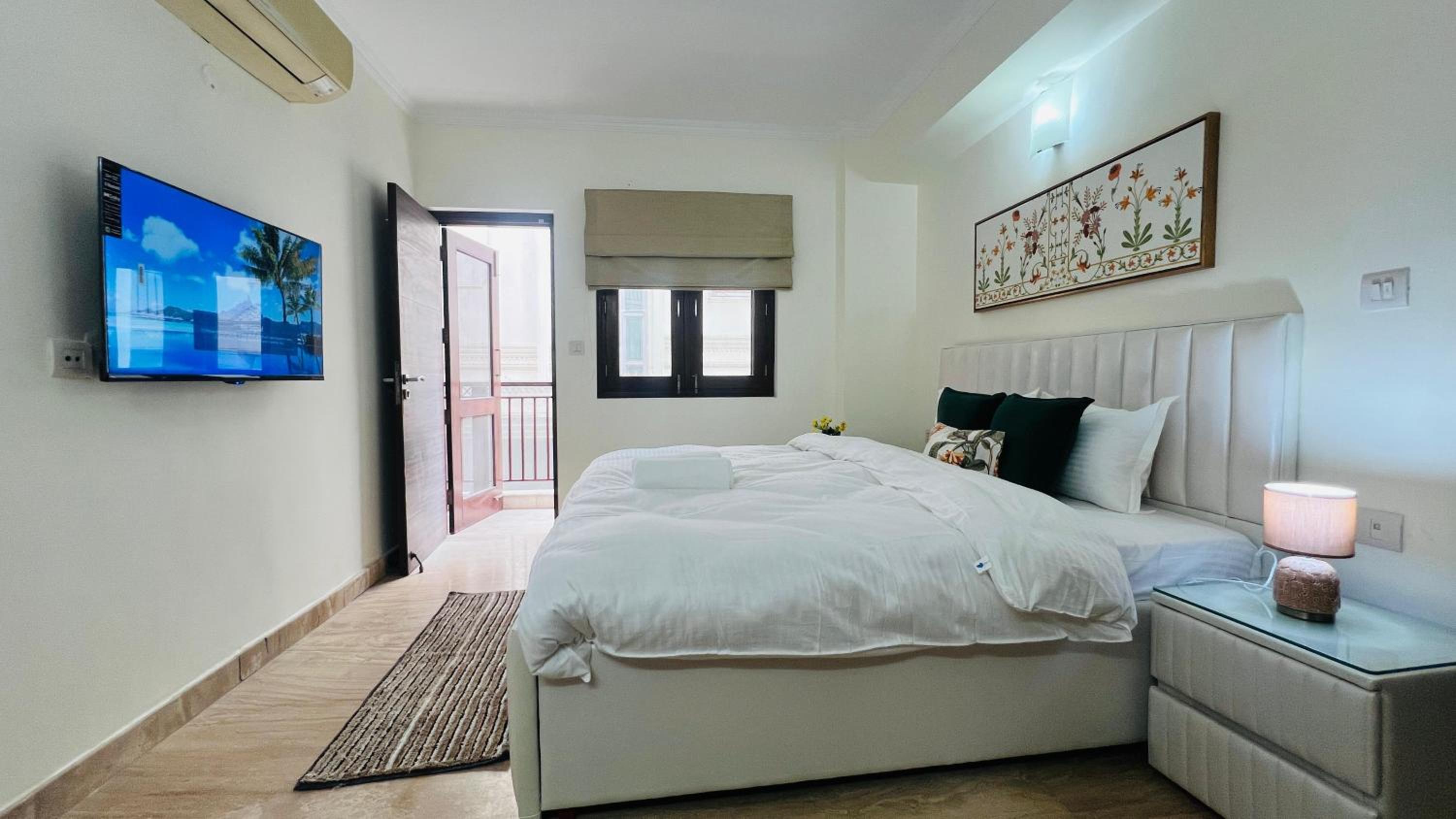 Standard Three Bedroom Apartment - Photo 6