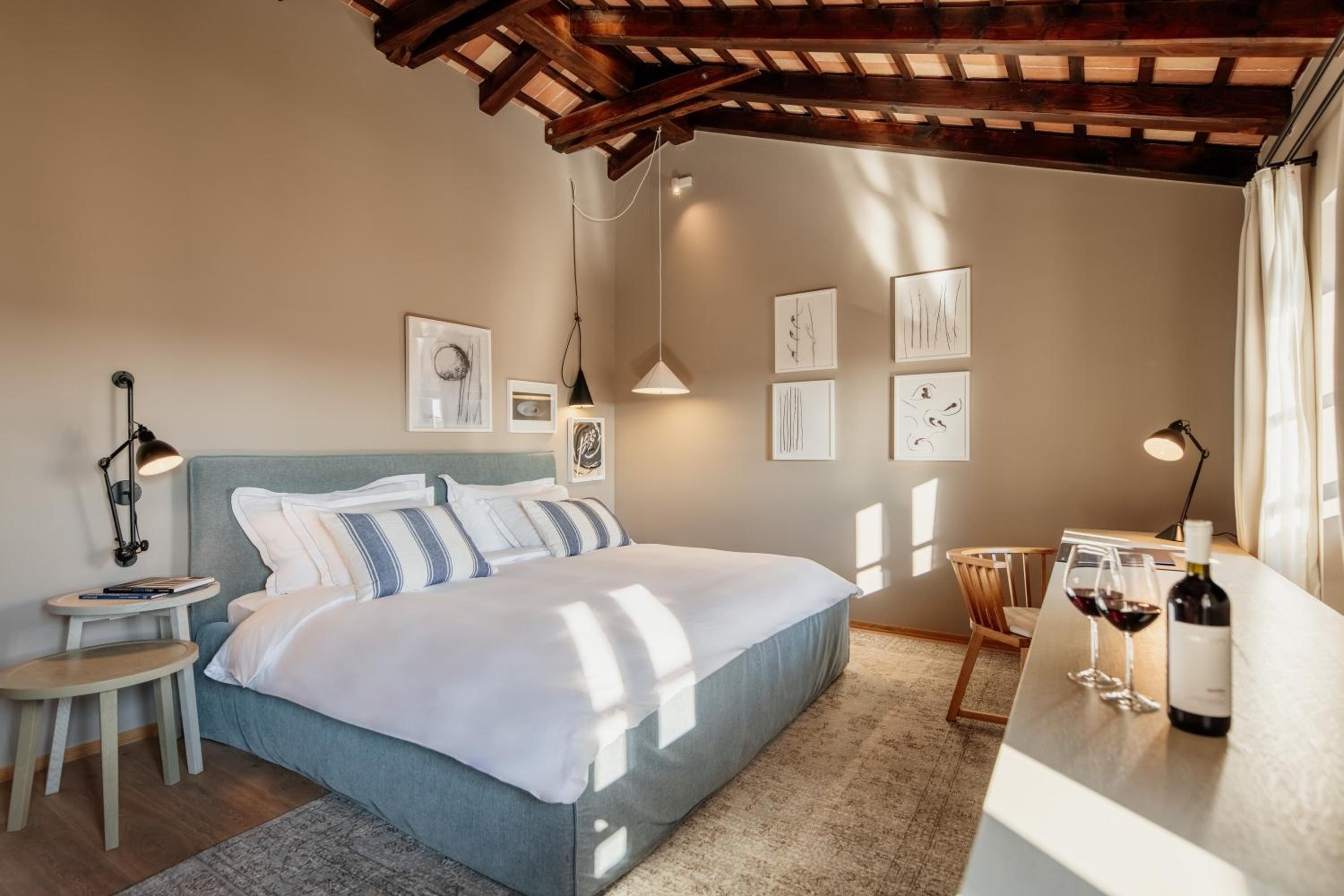 One-Bedroom Residence with Terrace and Garden photo 3