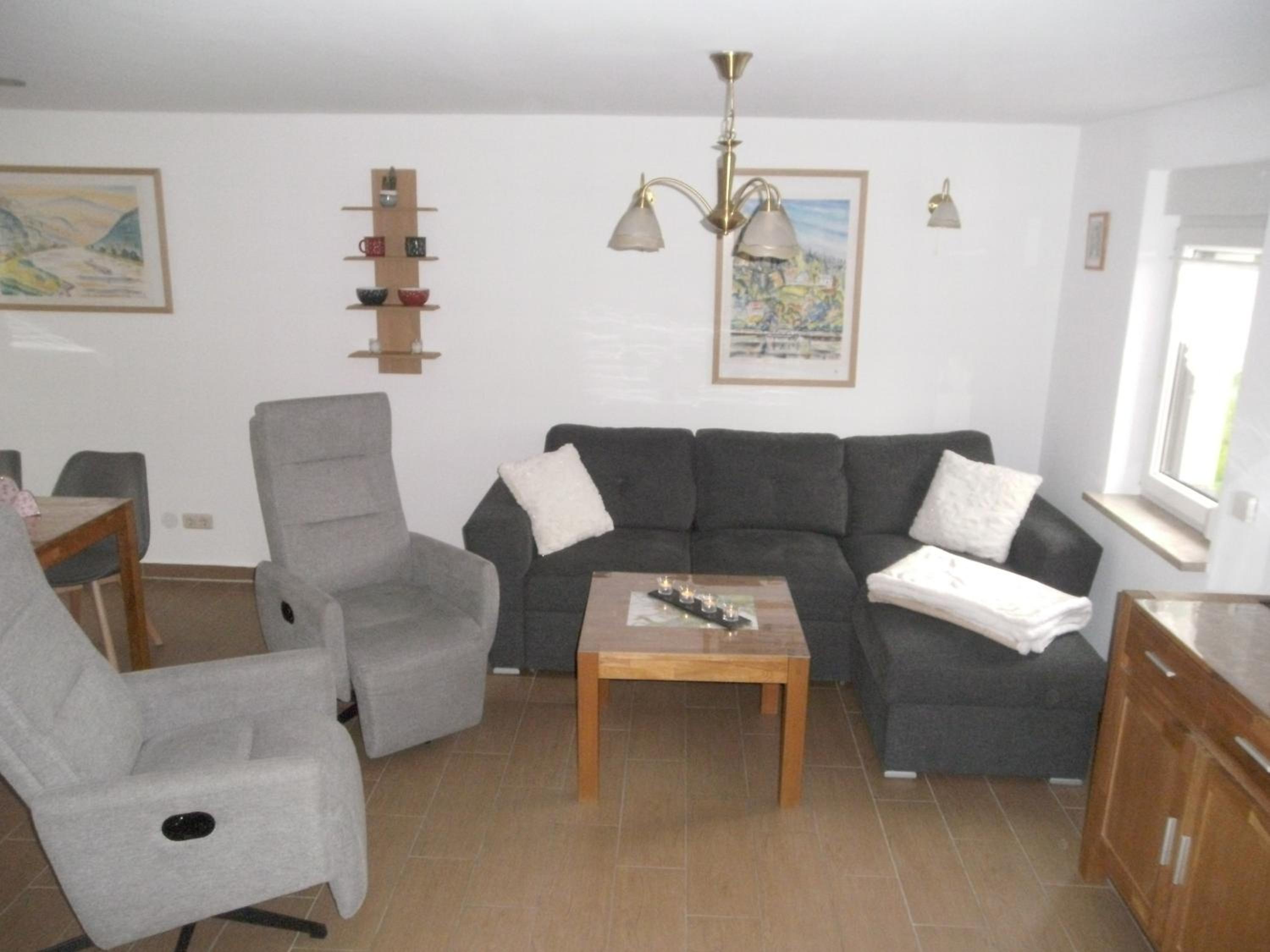 One-Bedroom House photo 1