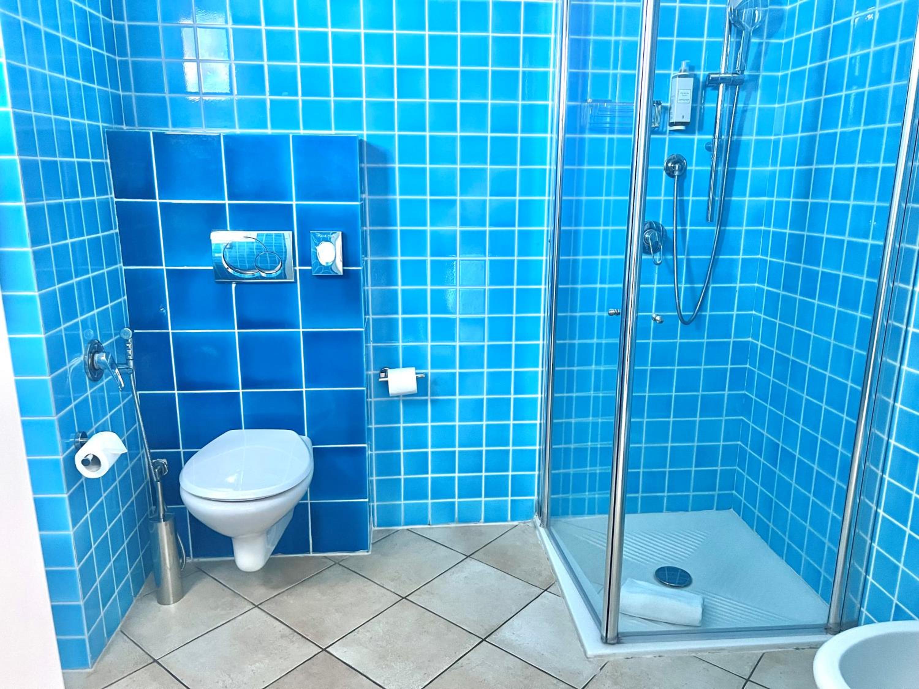 Superior Double Room with Sea View - Photo 3
