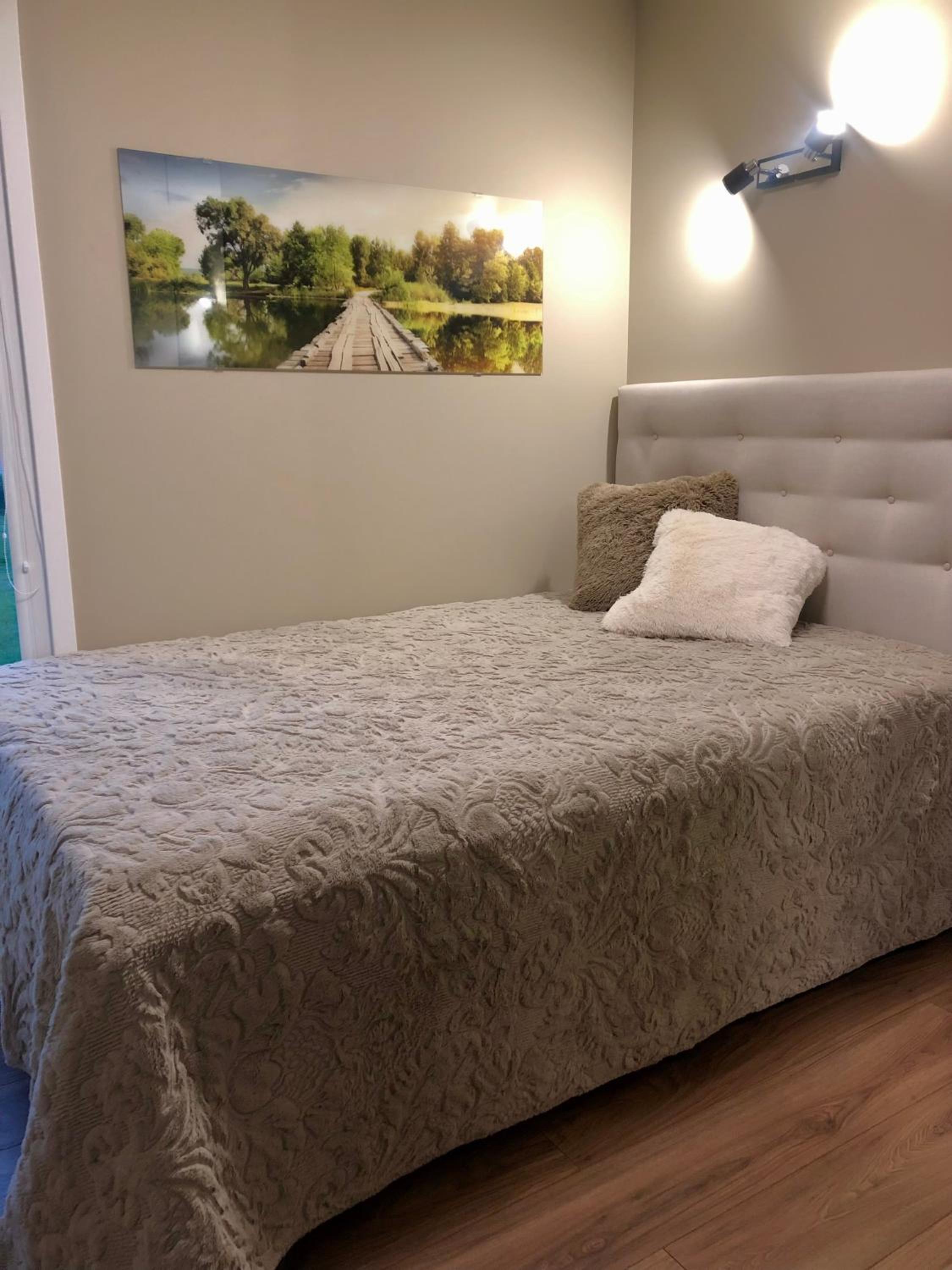 One-Bedroom House - Photo 11