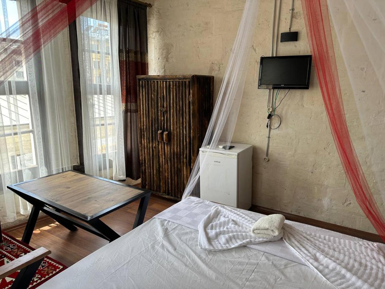 Double Room with Balcony photo 2