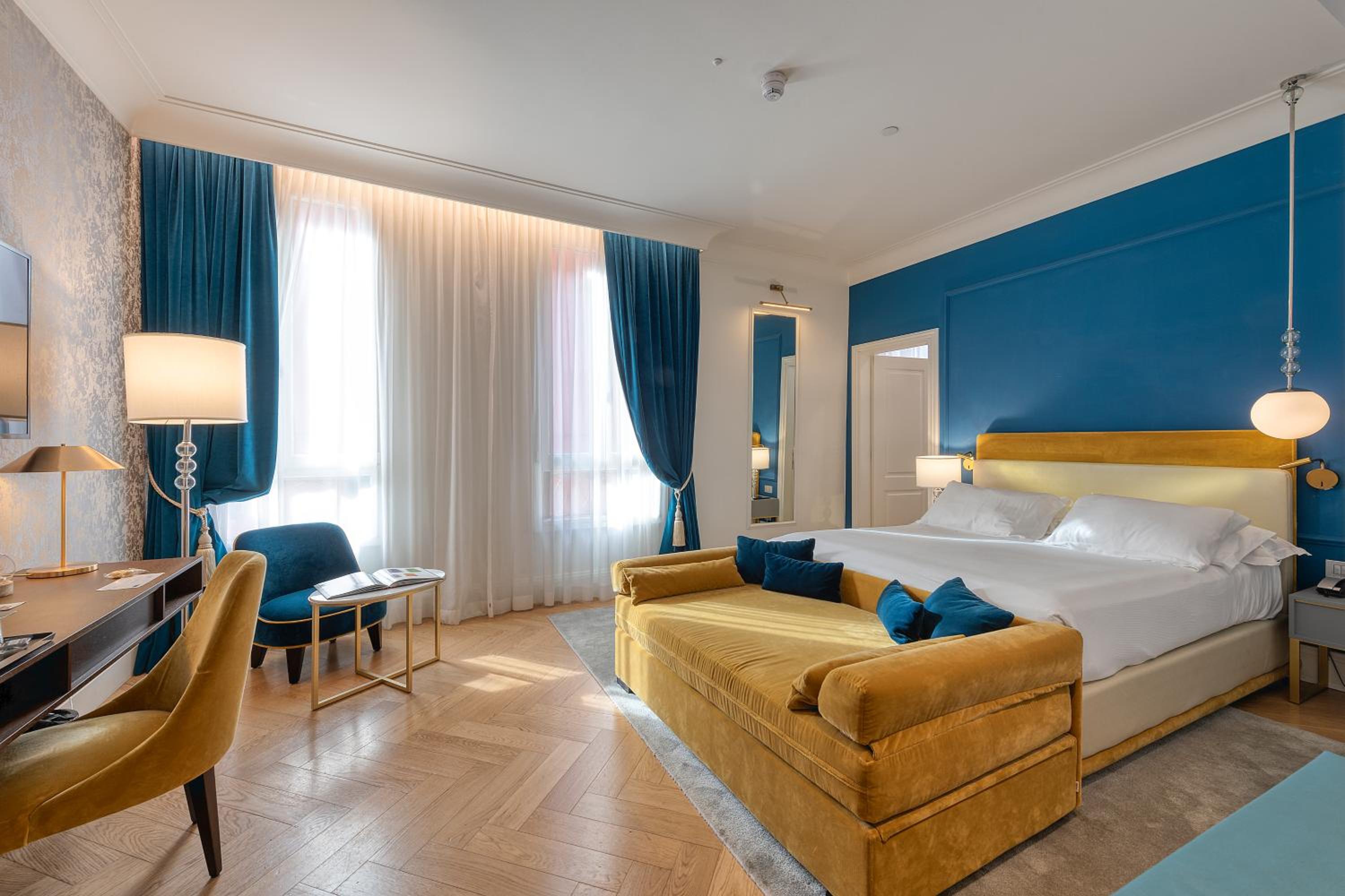 Chambre Double de Luxe avec Vue Partielle sur le Canal