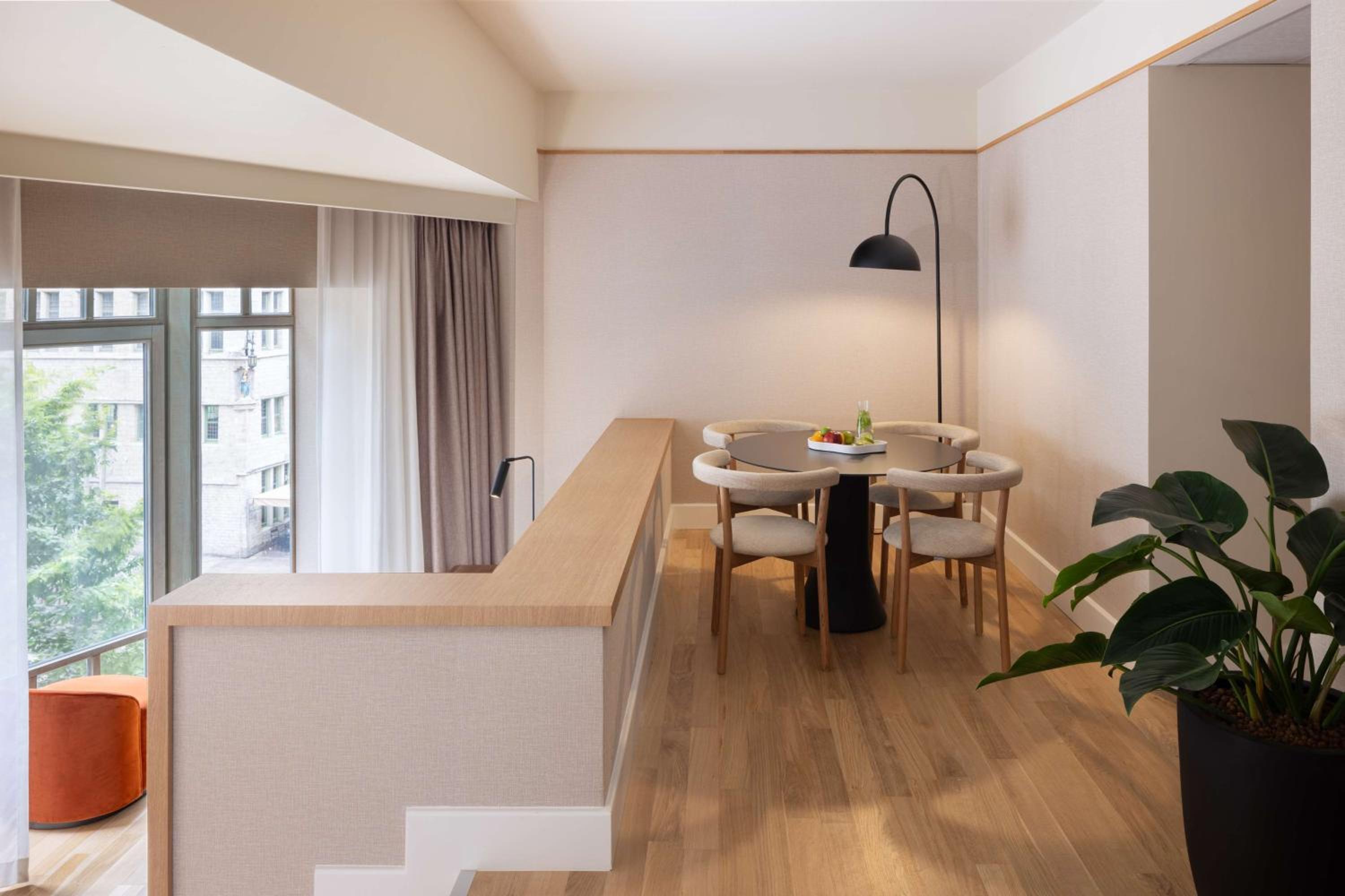 Junior Suite with View