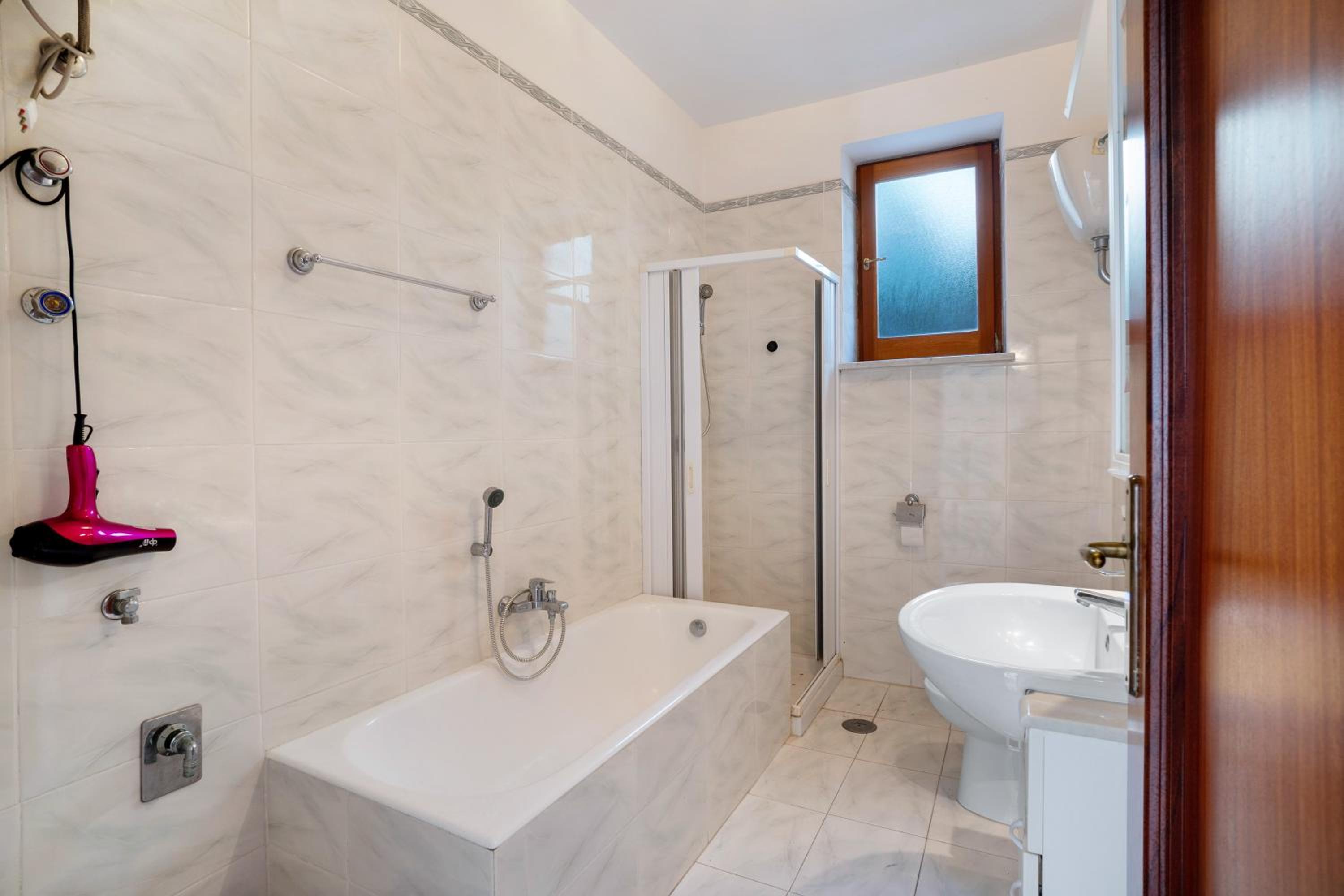 Superior One-Bedroom Apartment with Balcony - Photo 10