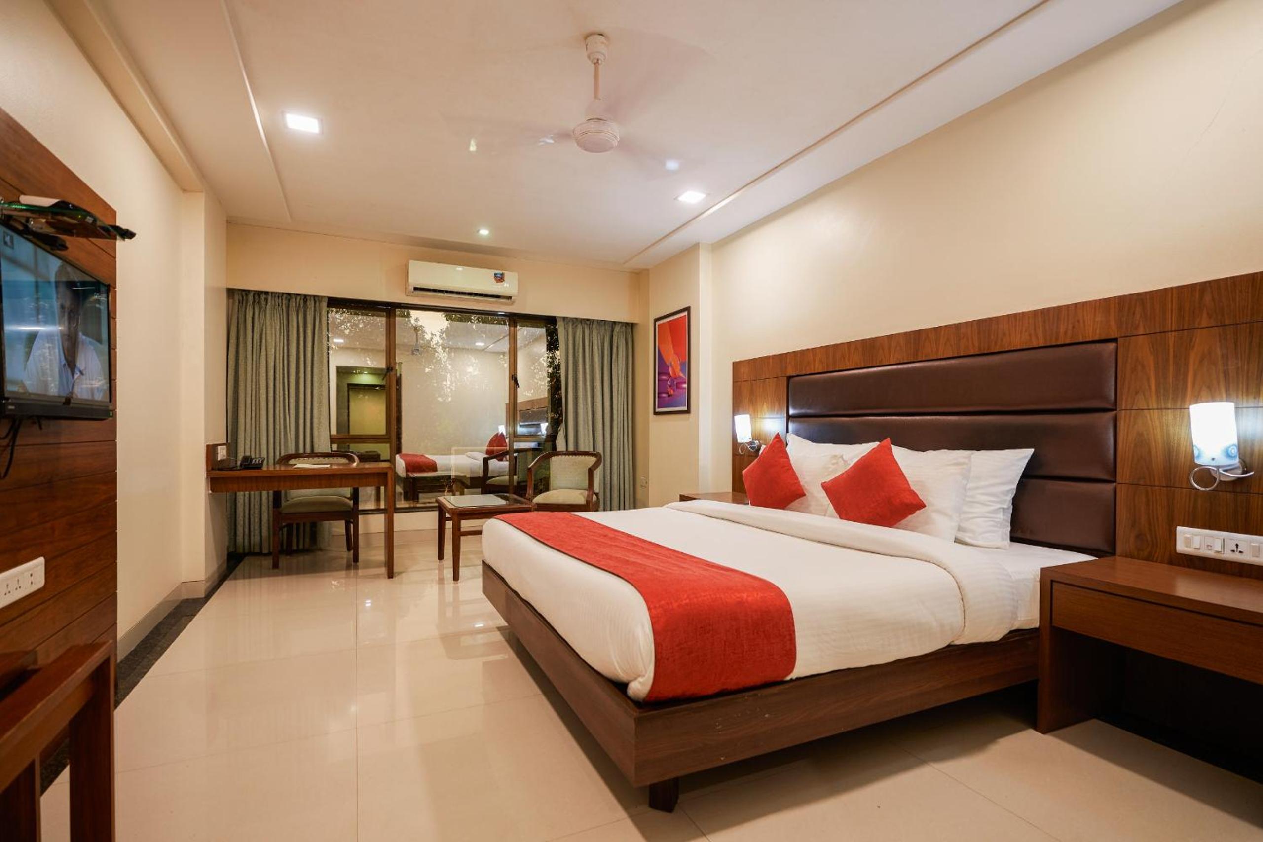 Queen Room