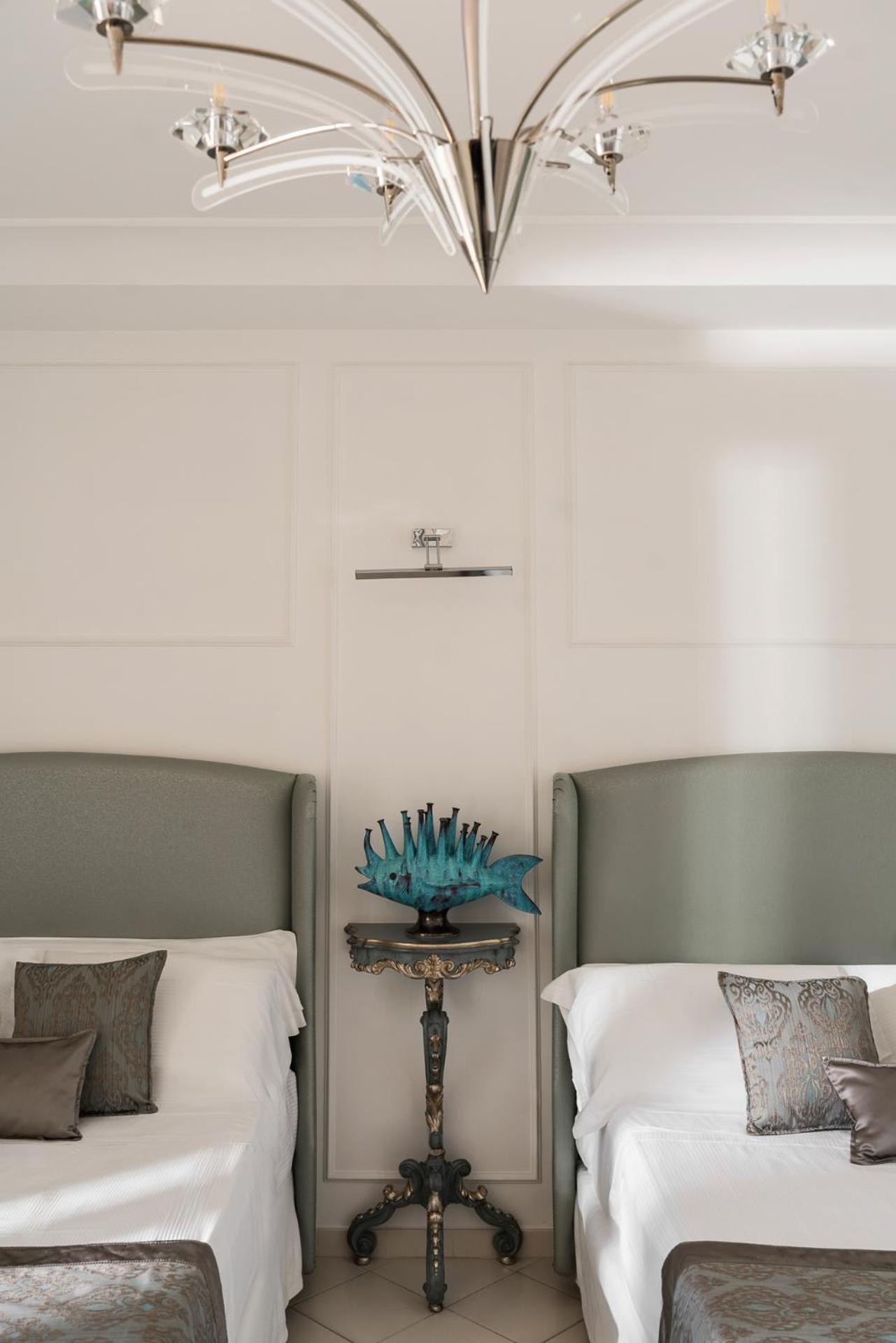 Superior Quadruple Room photo 2