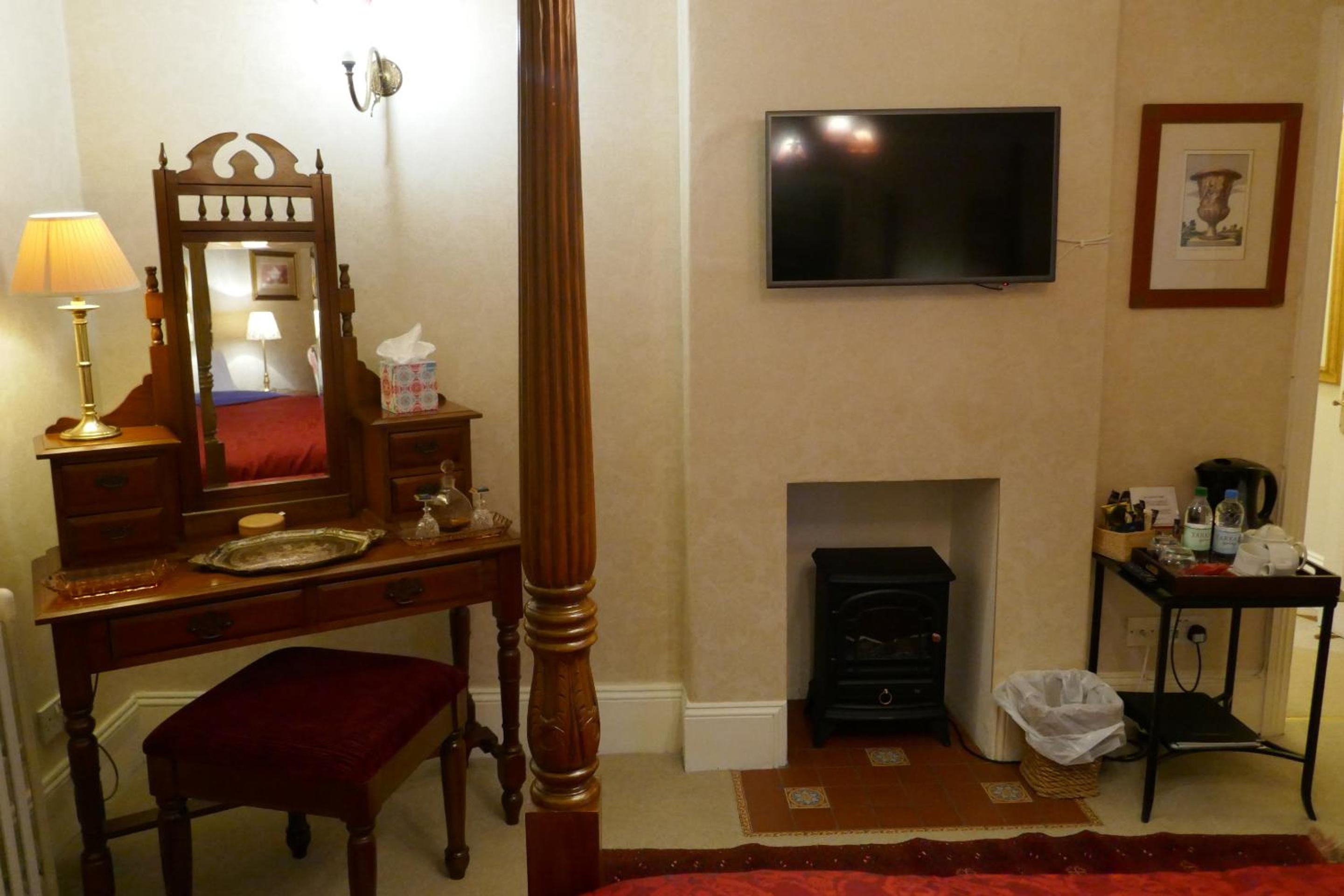 Standard Twin Room - Photo 2