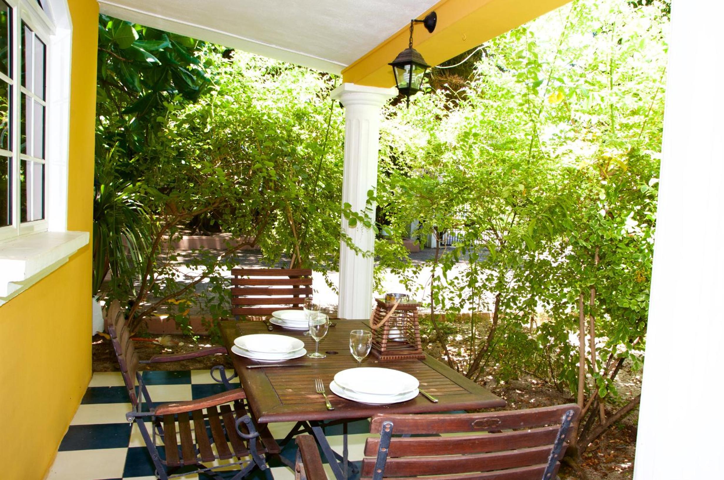 Family Bungalow - Photo 4