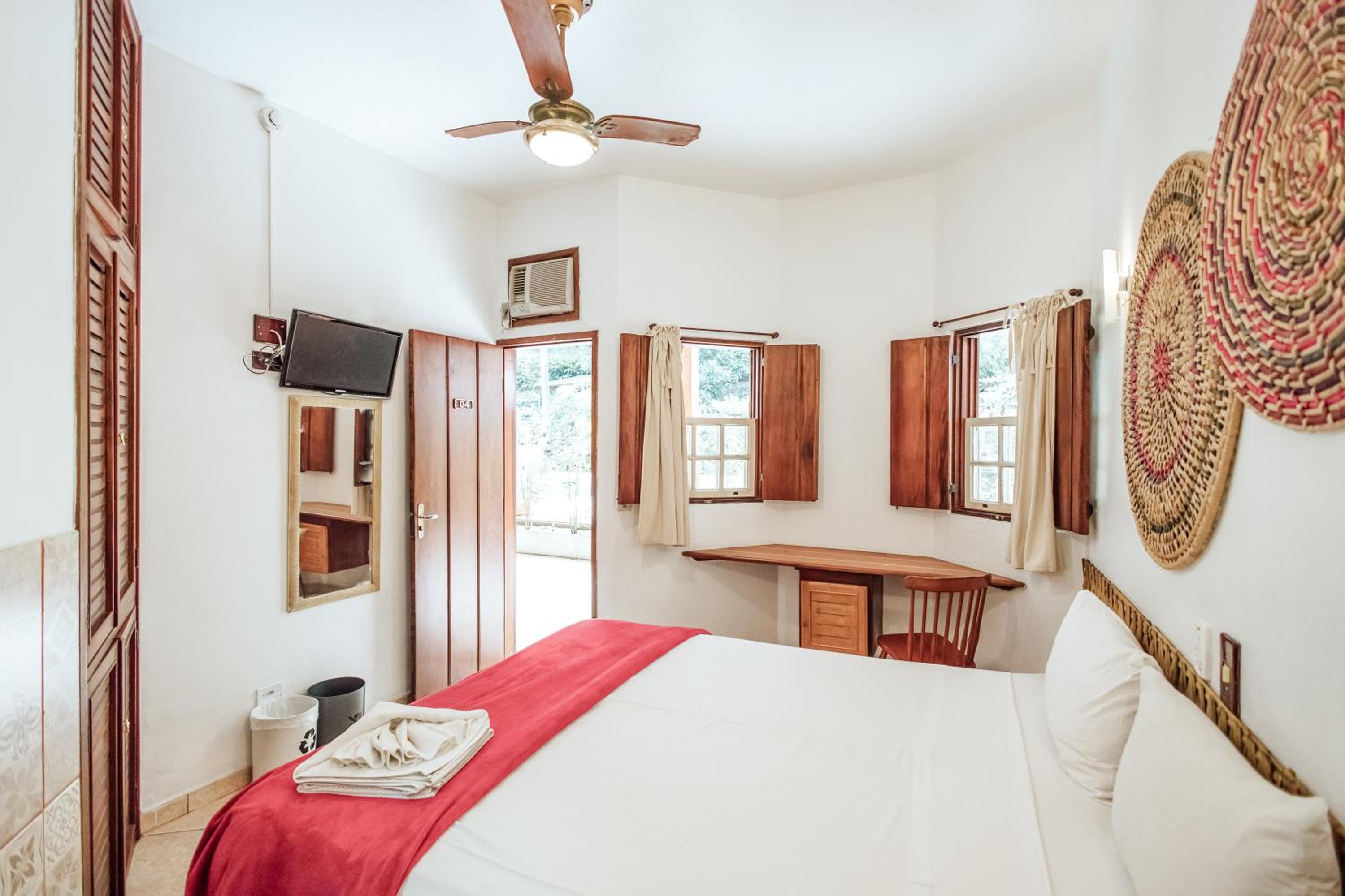 Standard Room photo 3