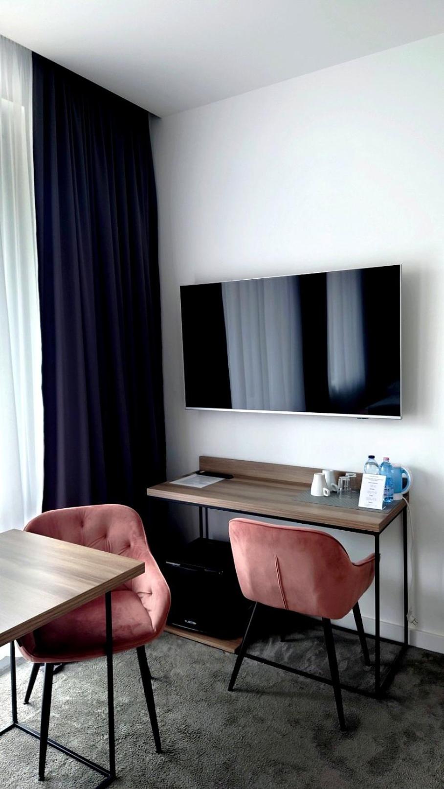 Double Room with Private Bathroom photo 3