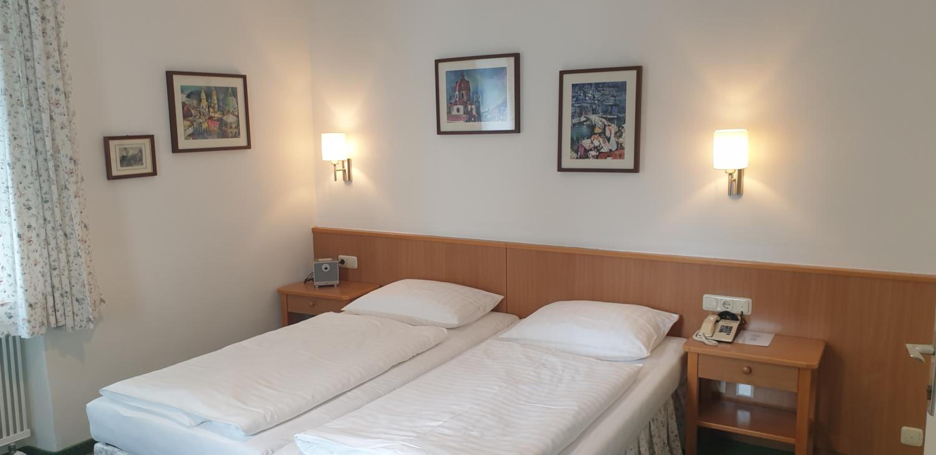 Two-Bedroom Apartment - Annex photo 2