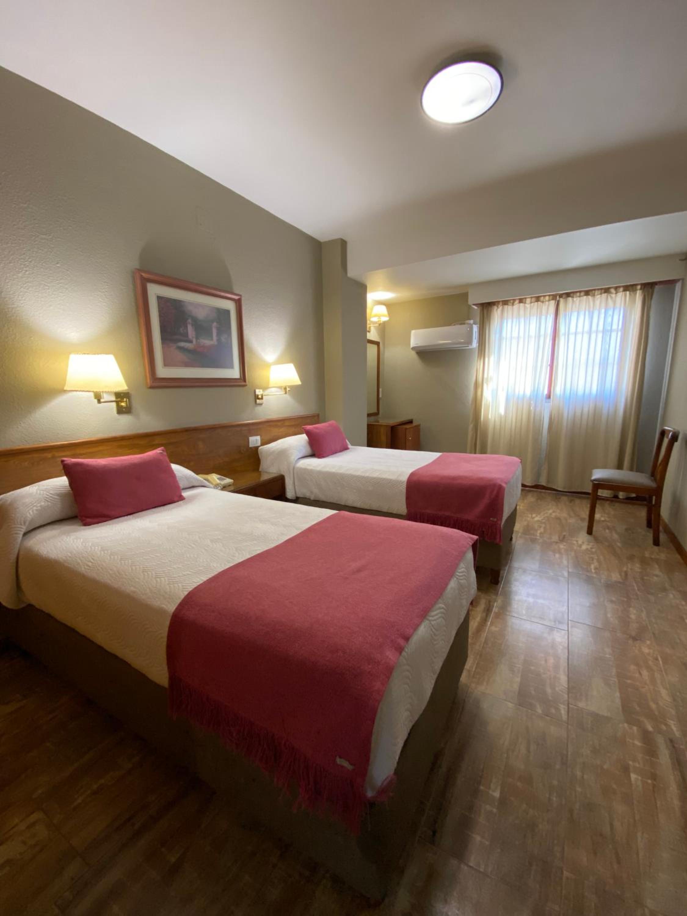 Twin Room photo 2