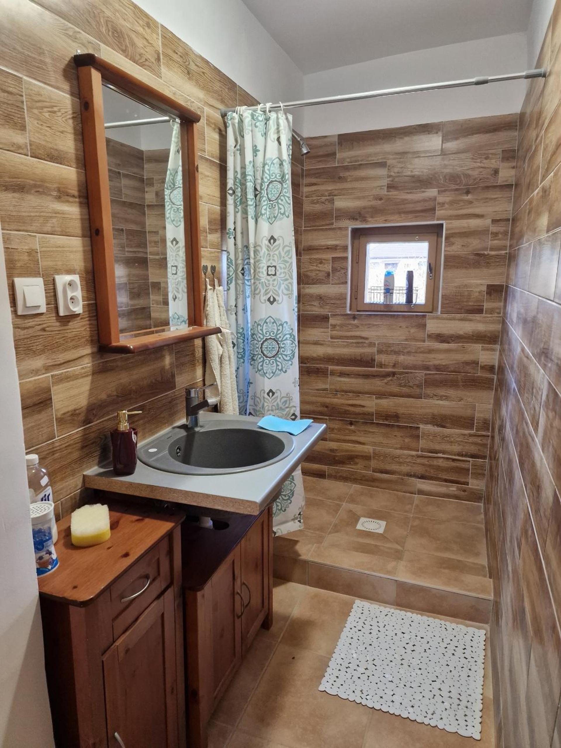 Two-Bedroom House photo 2