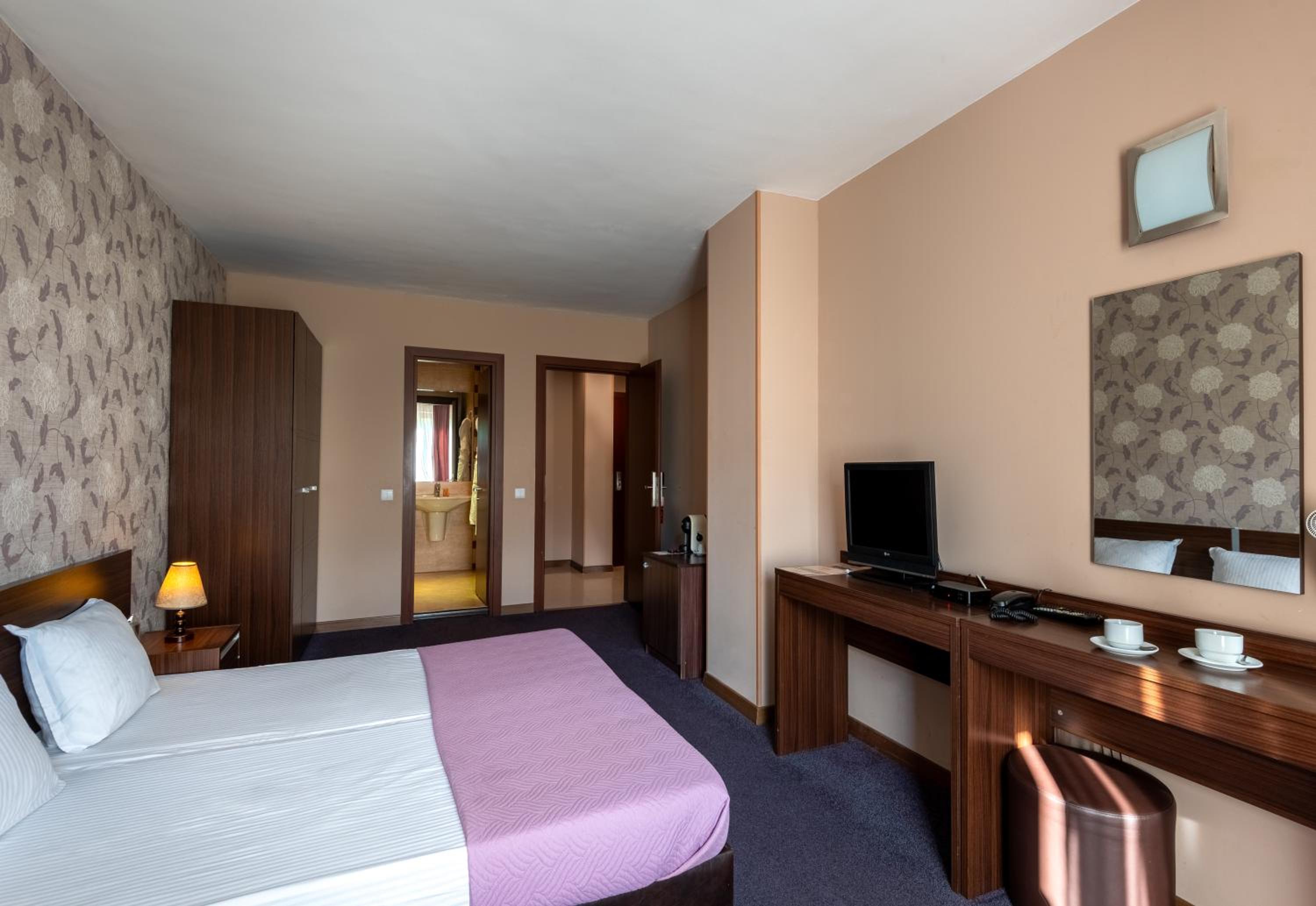 Deluxe Double Room photo 1