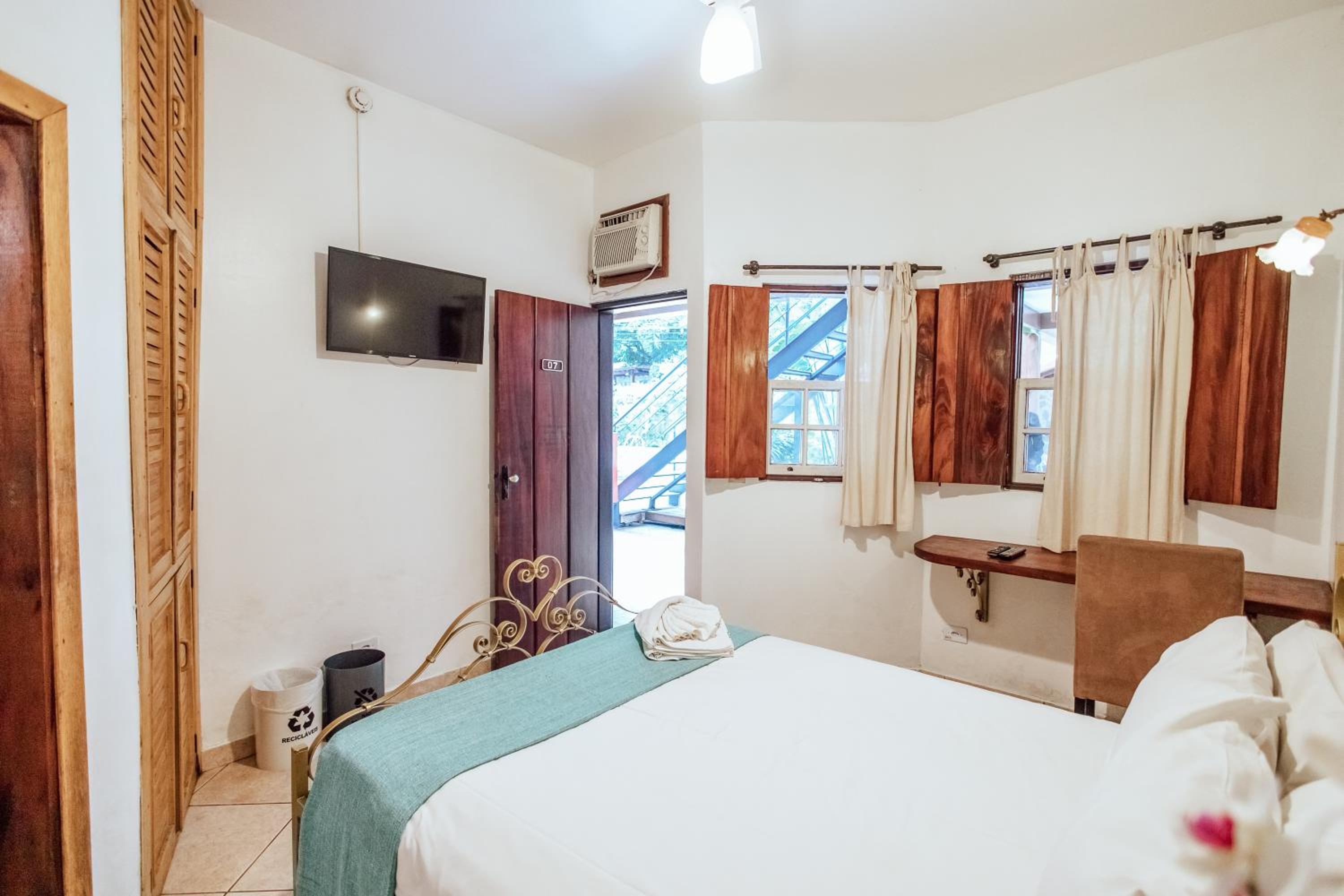 Master Room photo 2