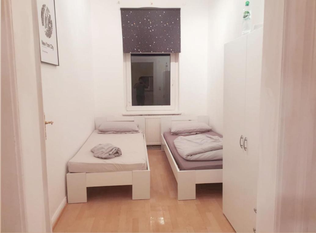 Apartment photo 2