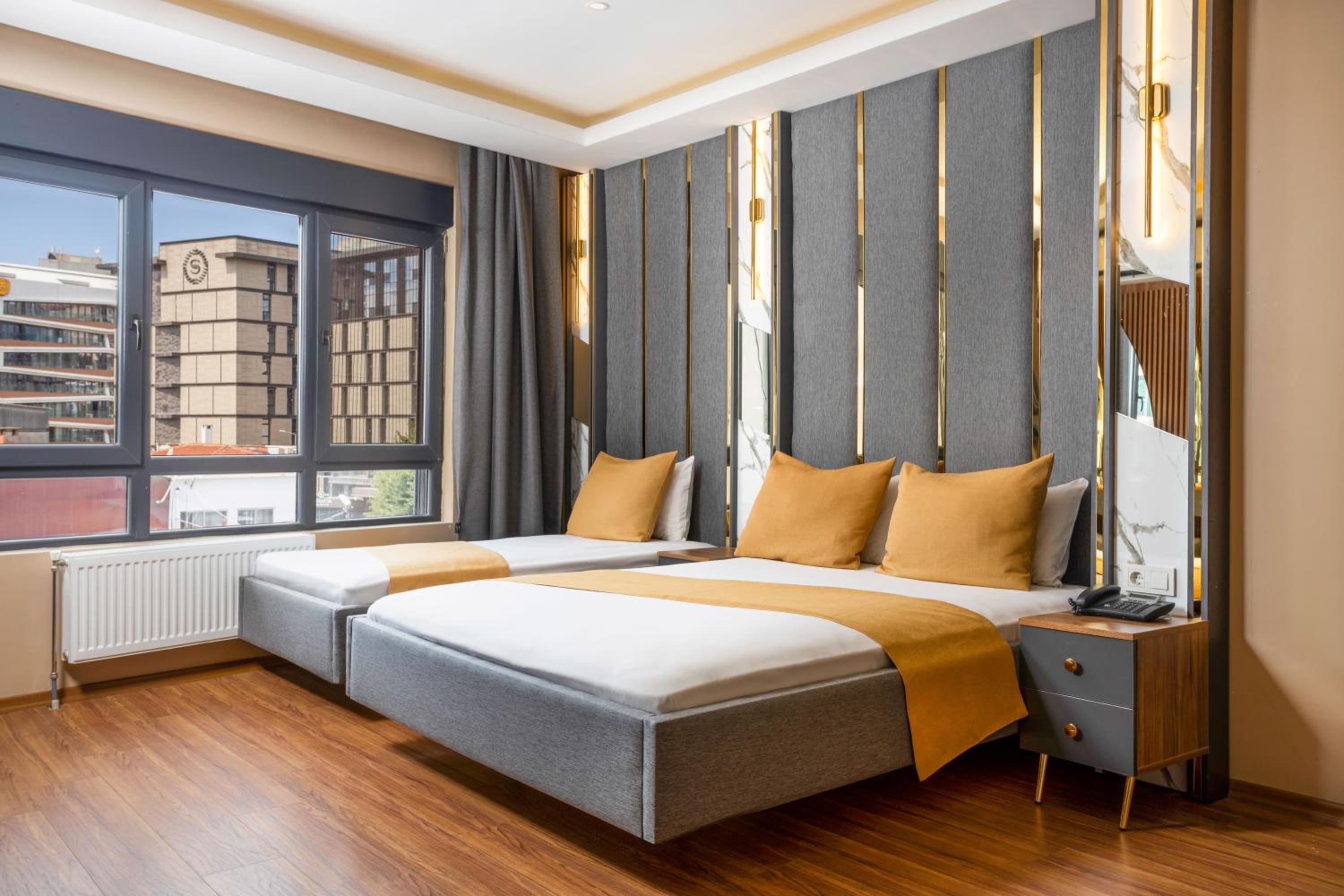 Triple Room with City View photo 3
