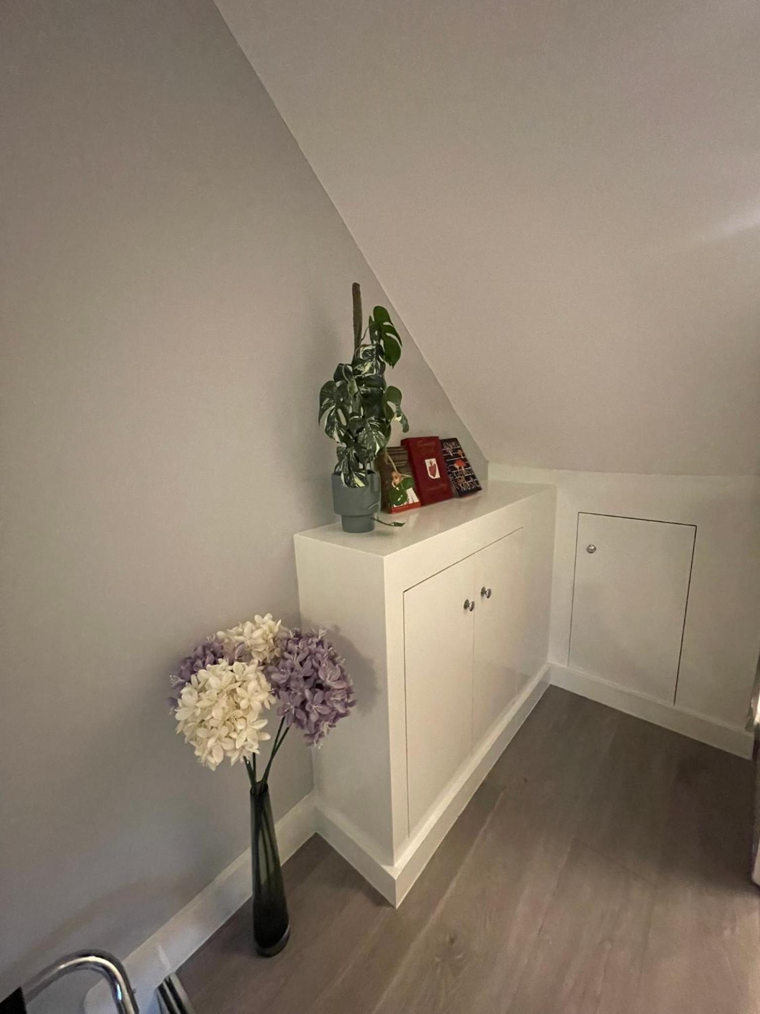 Modern Ground-Floor Flat • Sleeps 6 photo 2