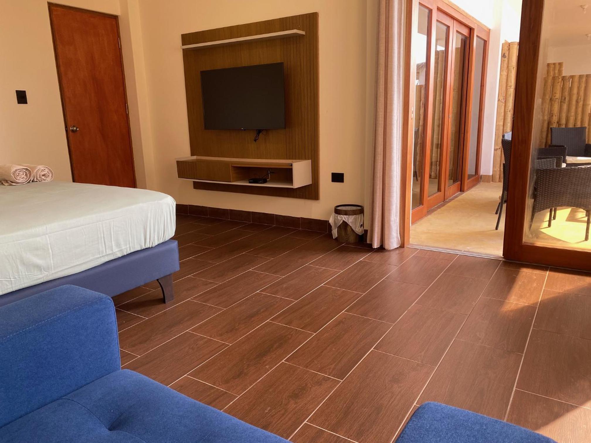 Family Suite with Two Bedrooms and Living Room photo 3