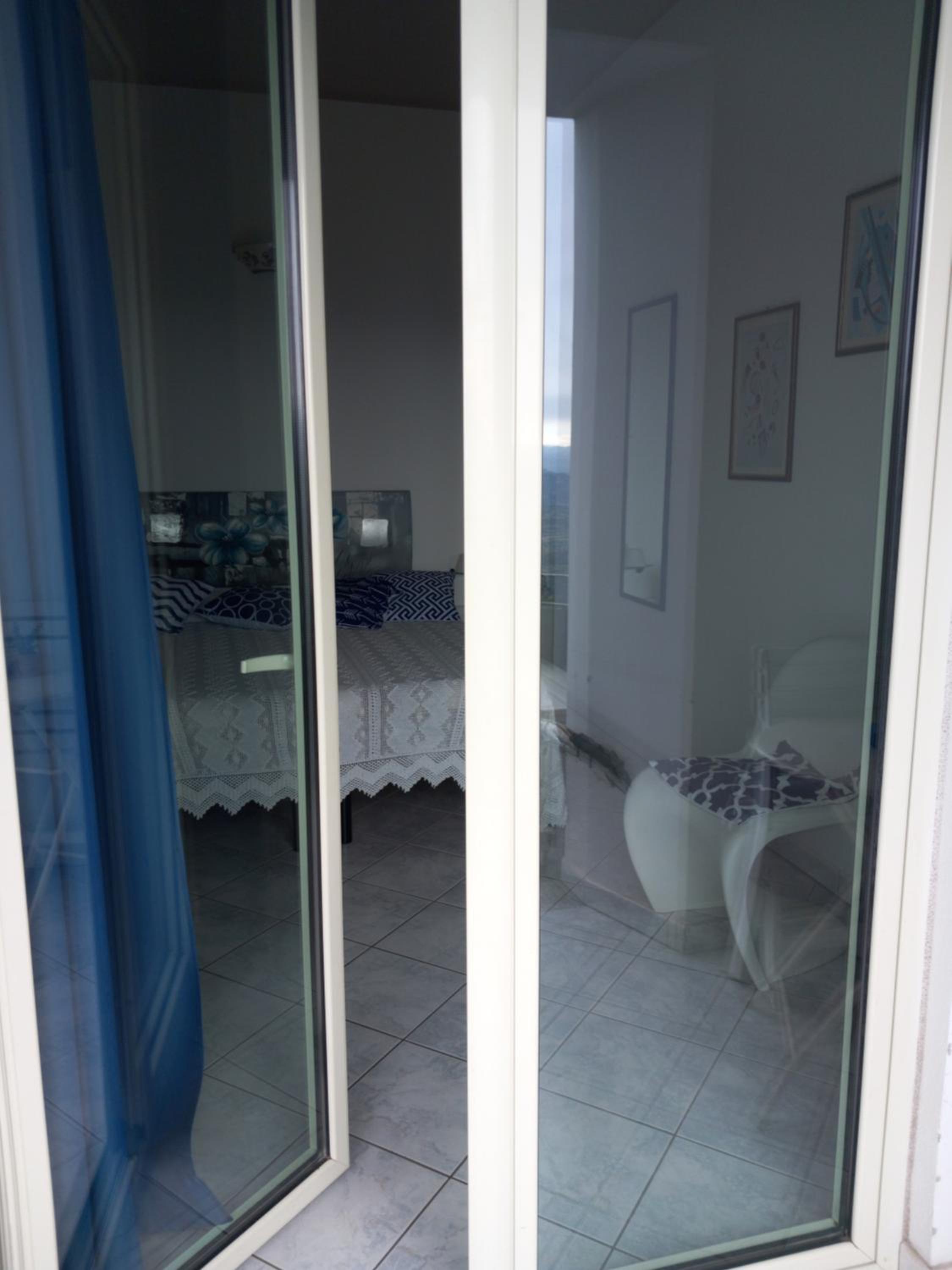 Double Room - Photo 8