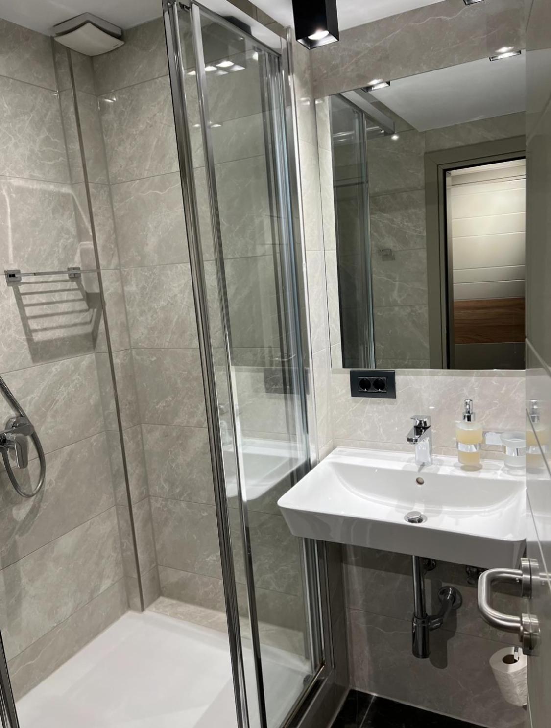 Deluxe Single Room photo 3