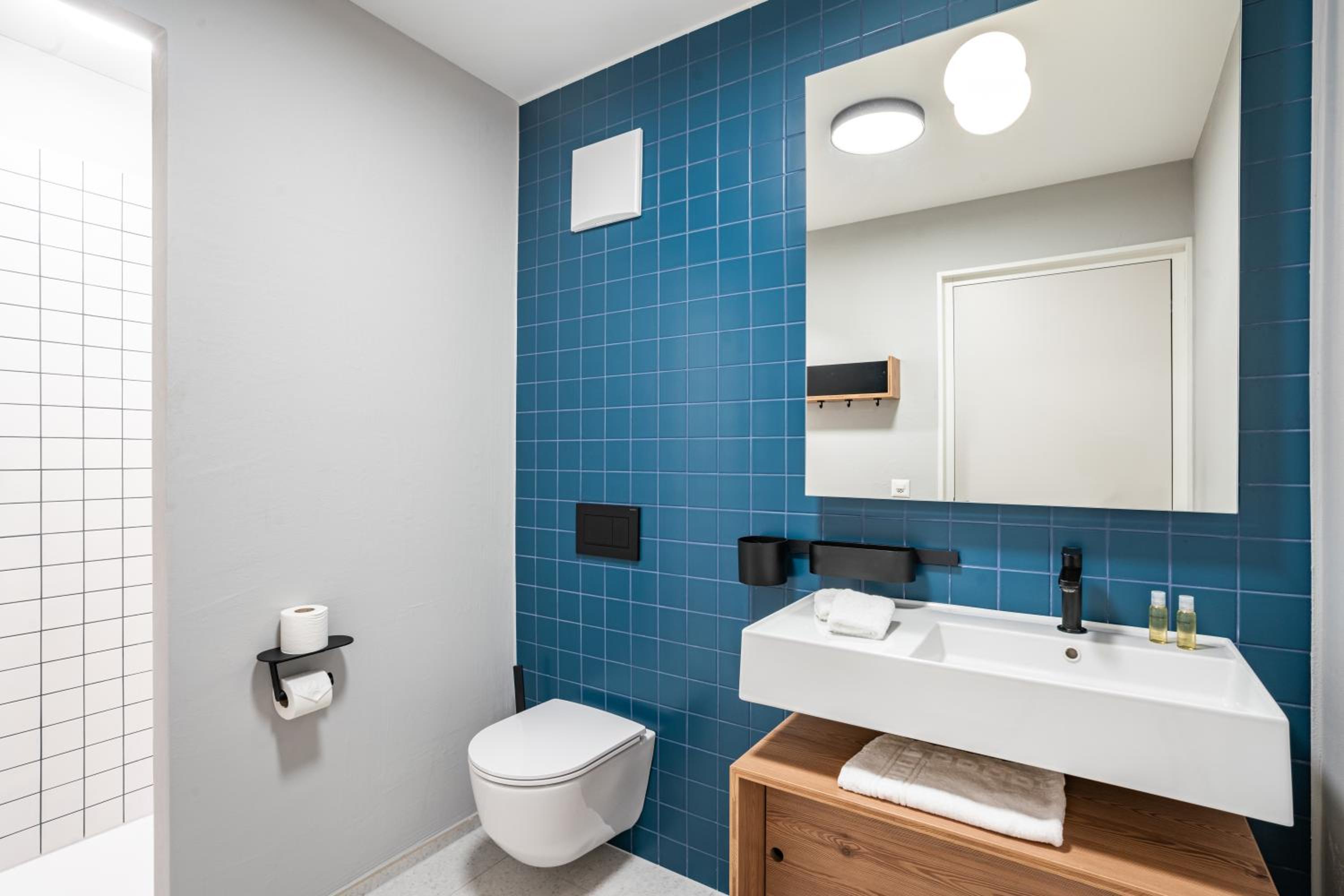 Two-Bedroom Apartment (6 People) photo 1