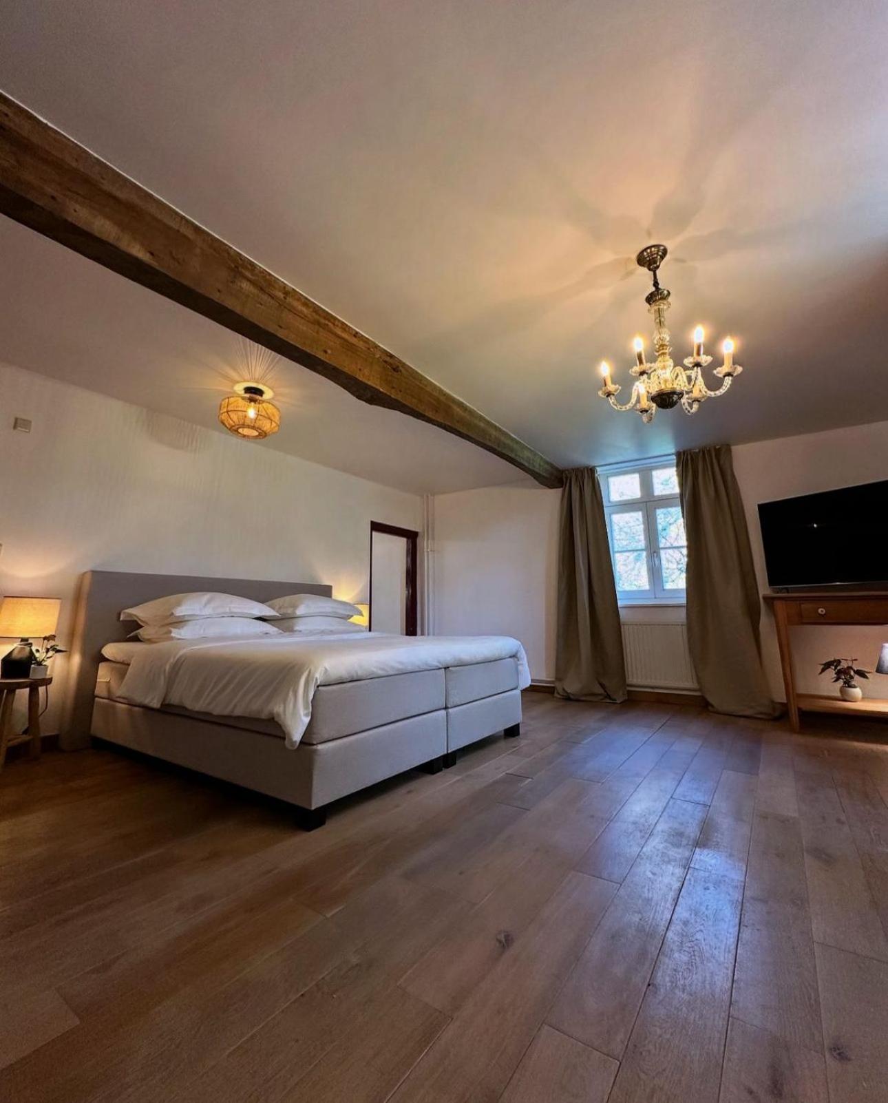 Deluxe Double Room with Bath