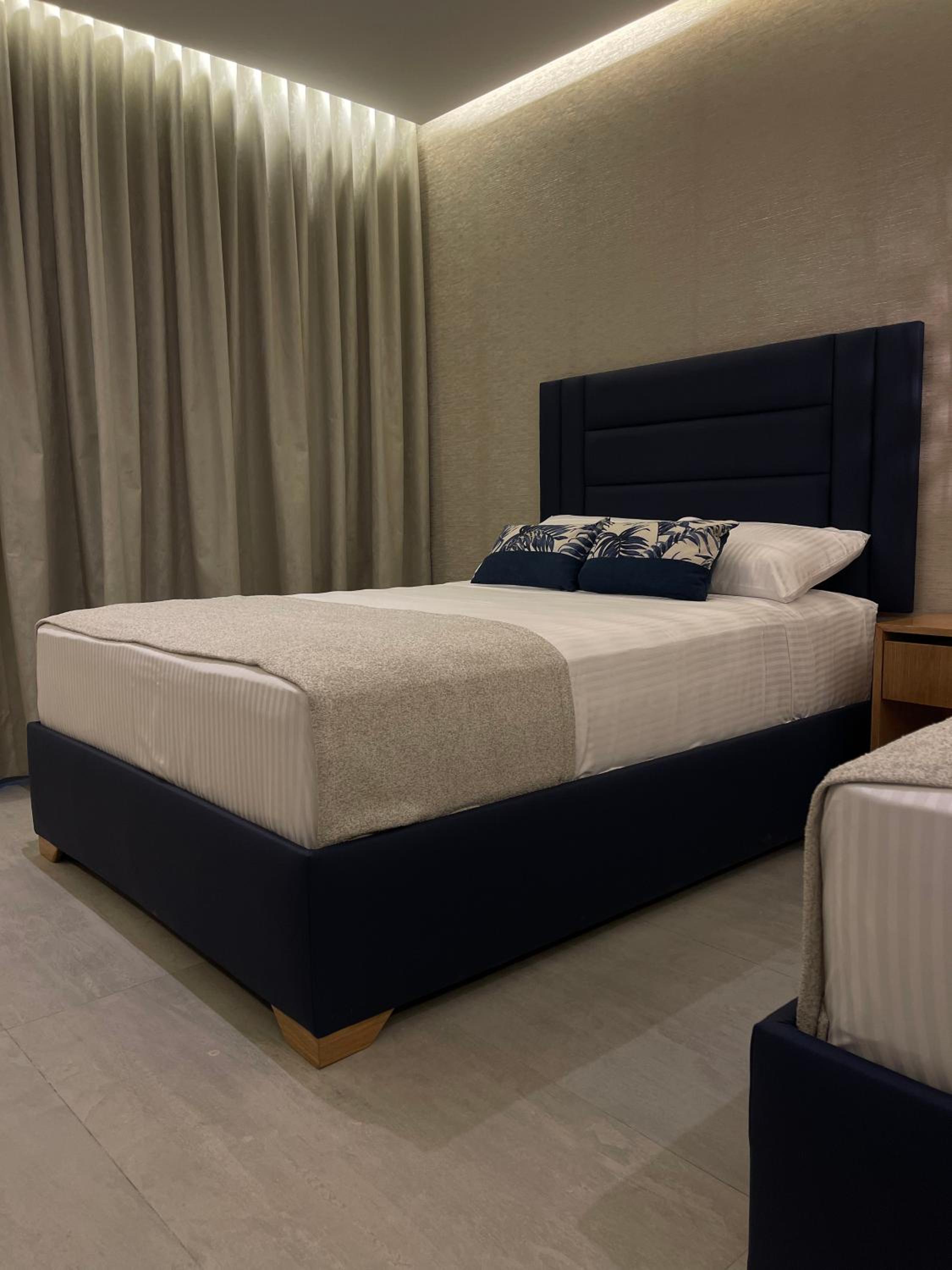 Deluxe Double Room with Two Double Beds photo 2