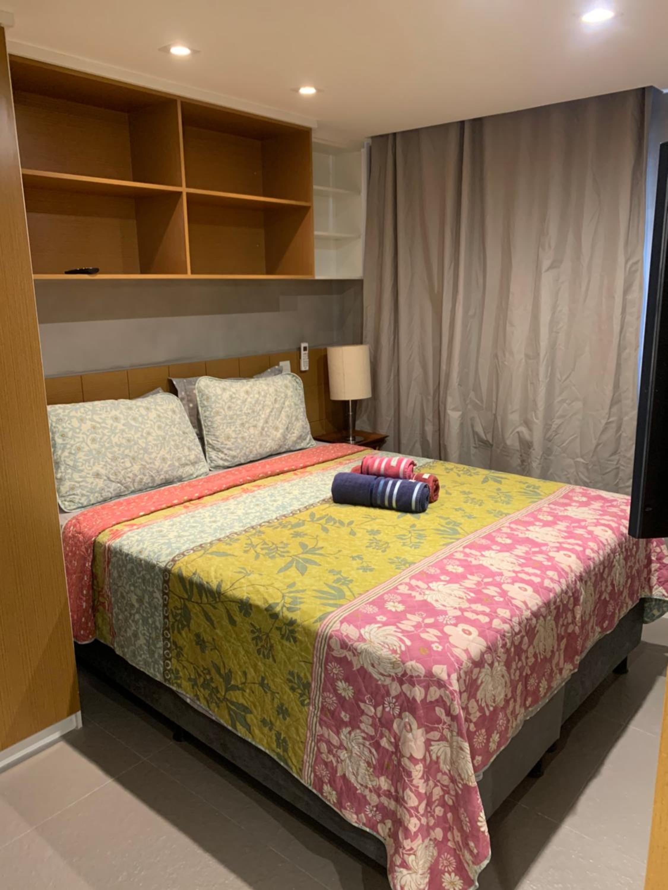 Studio Apartment with Queen Bed