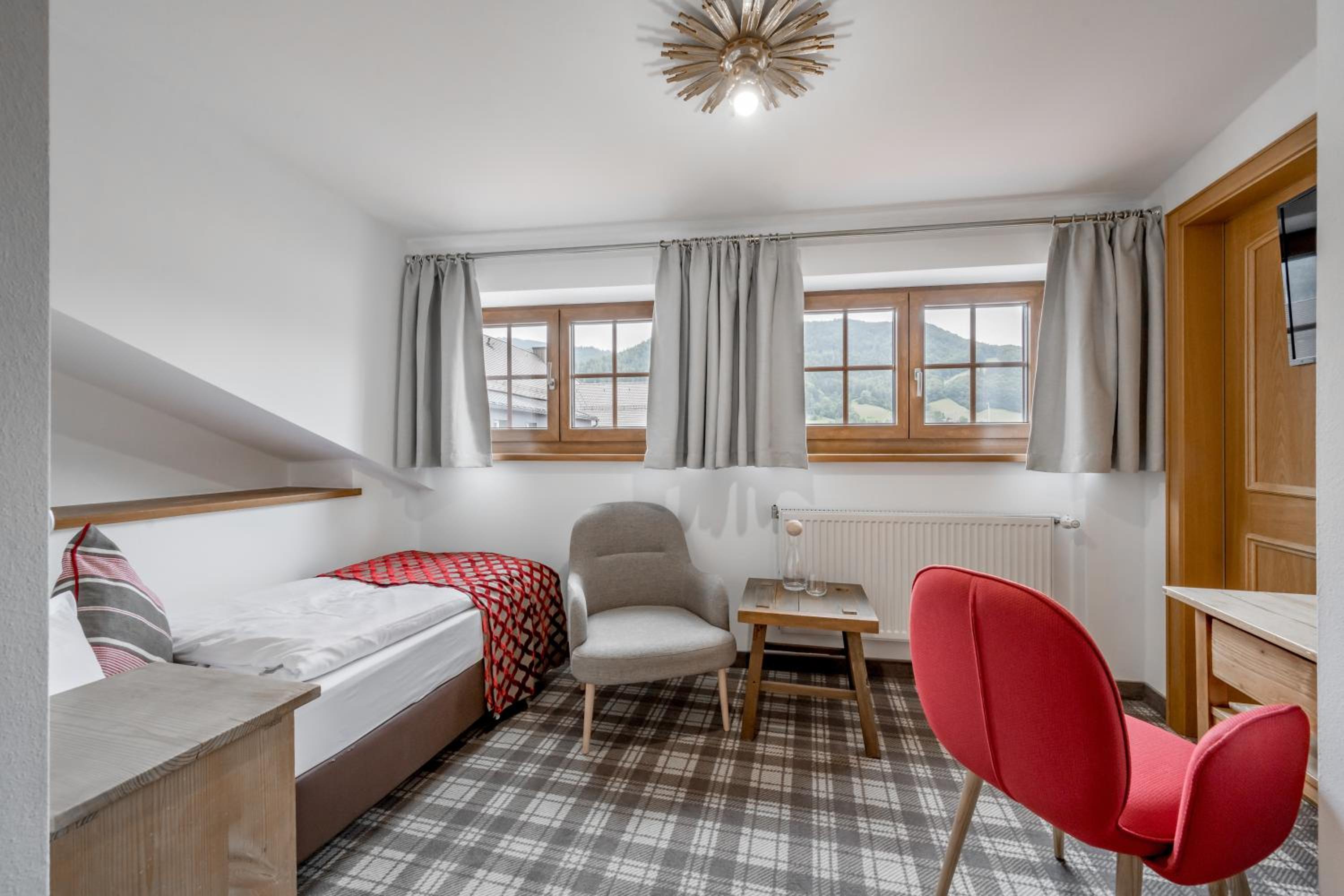 Economy Single Room
