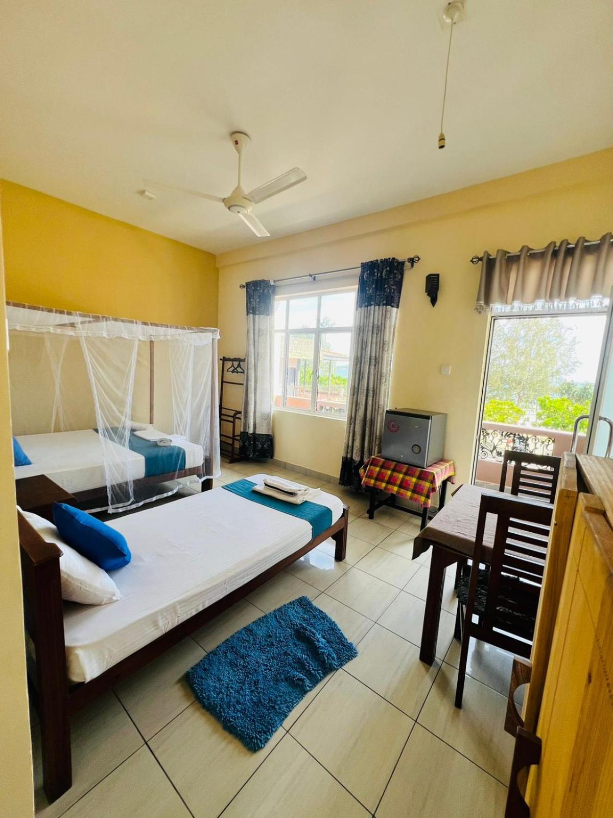 Deluxe Triple Room with Sea View photo 1