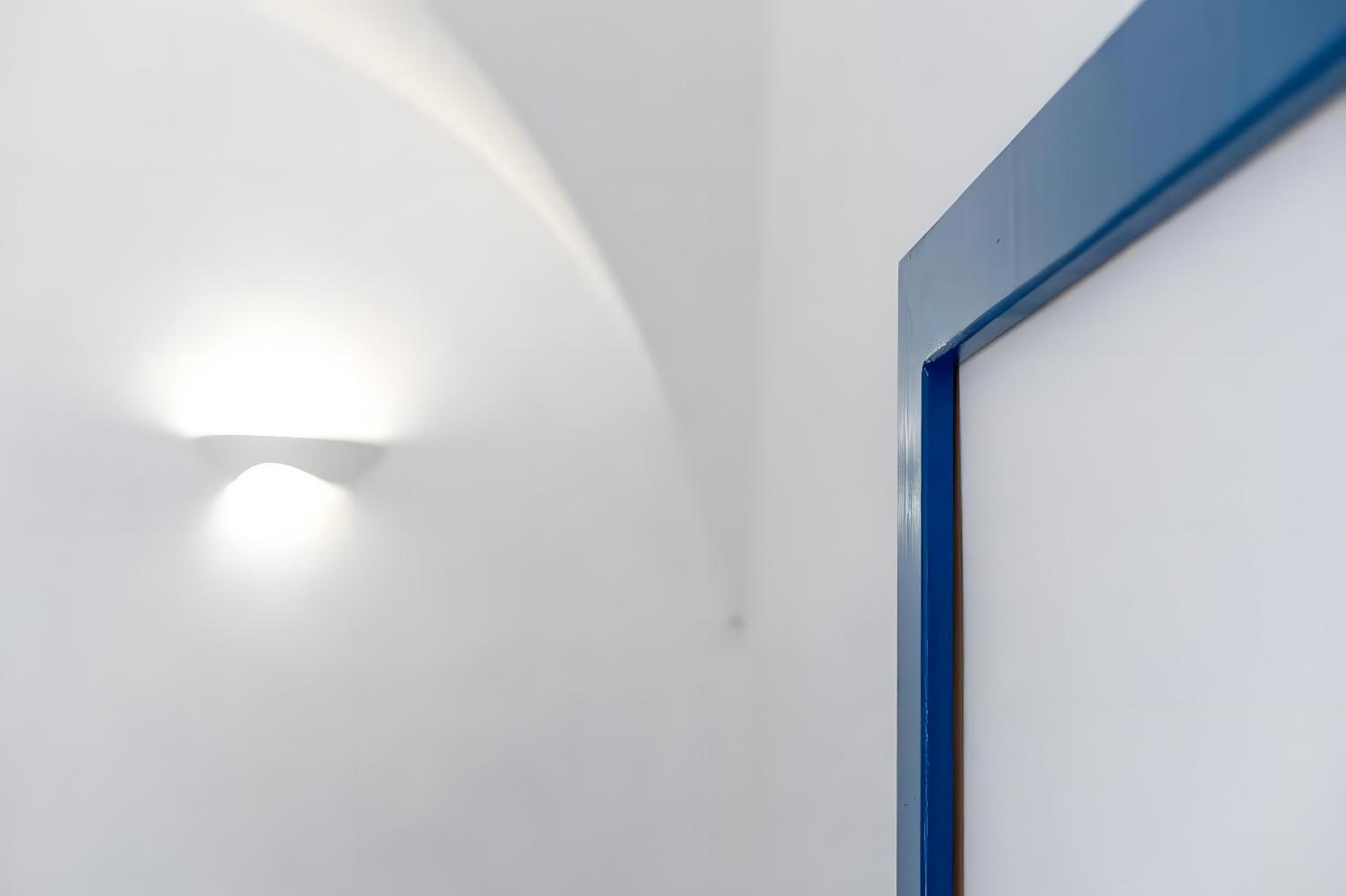 One-Bedroom House - Photo 10
