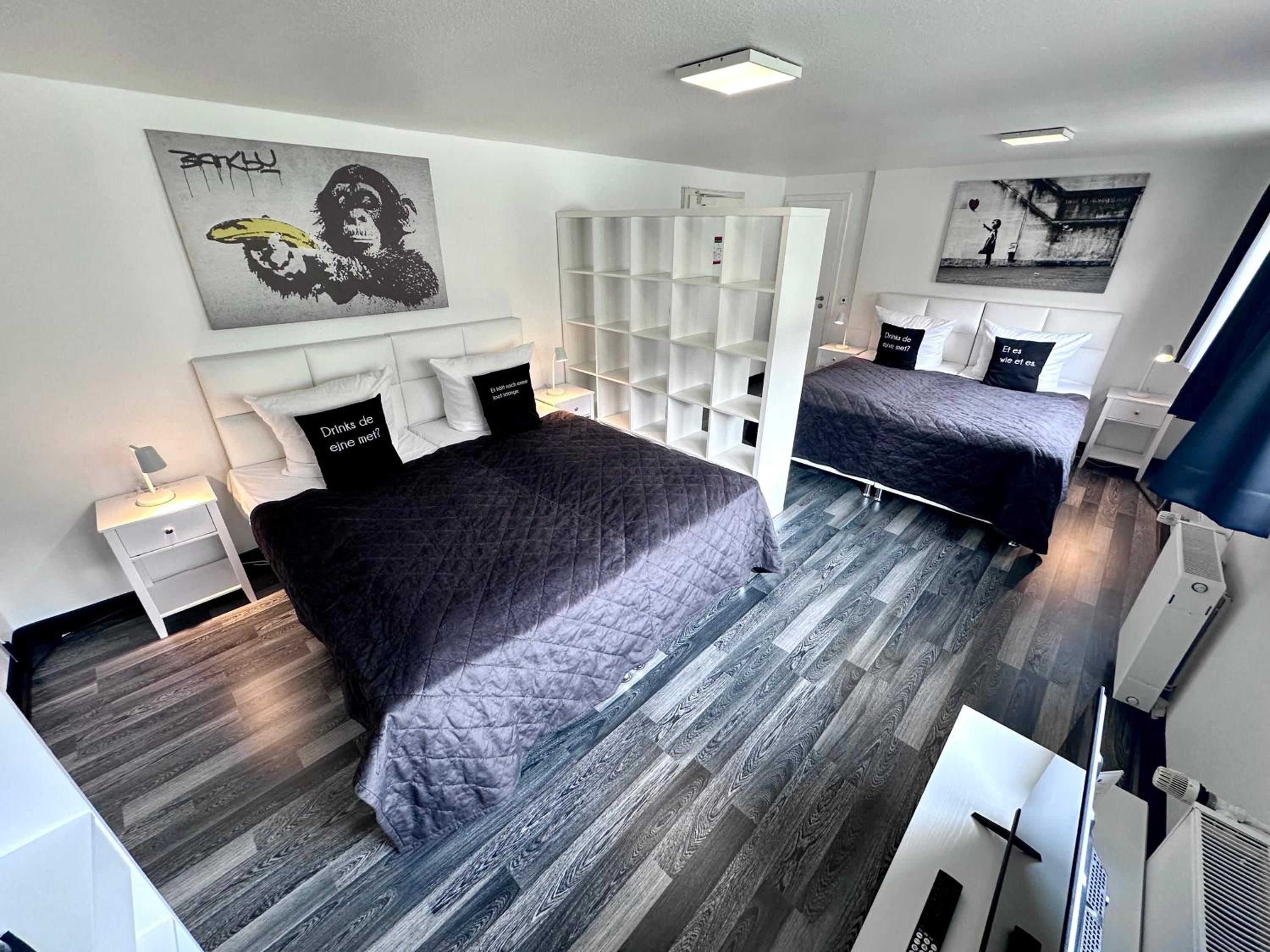 Studio (4 Adults)