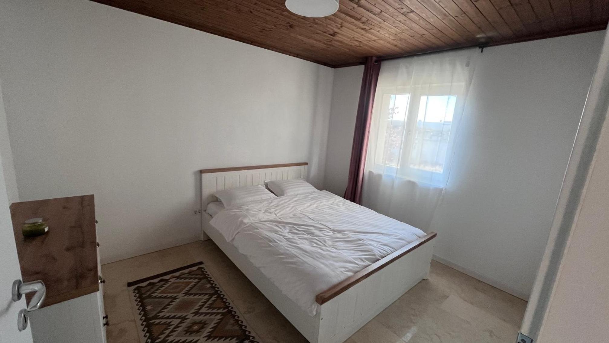 Mobile Home photo 3